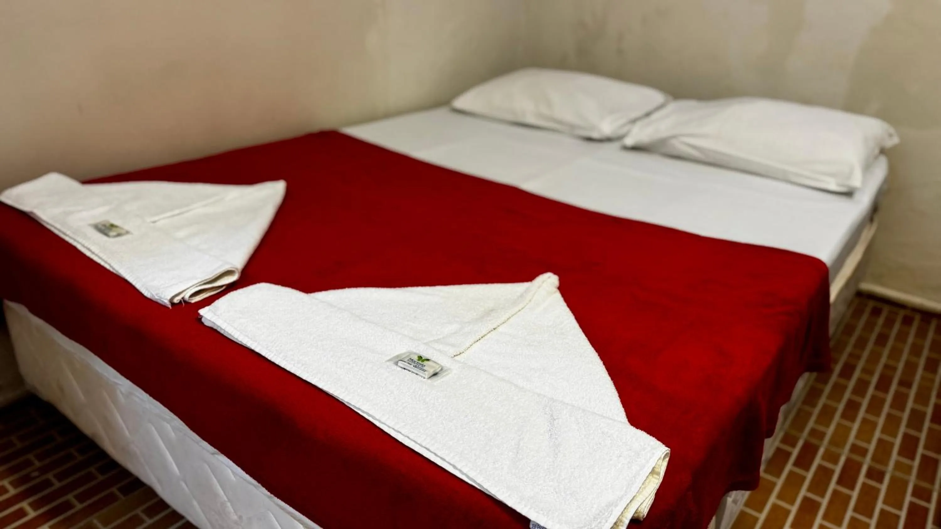 Photo of the whole room, Bed in Pousada Maresia Centro - Piscinas Naturais