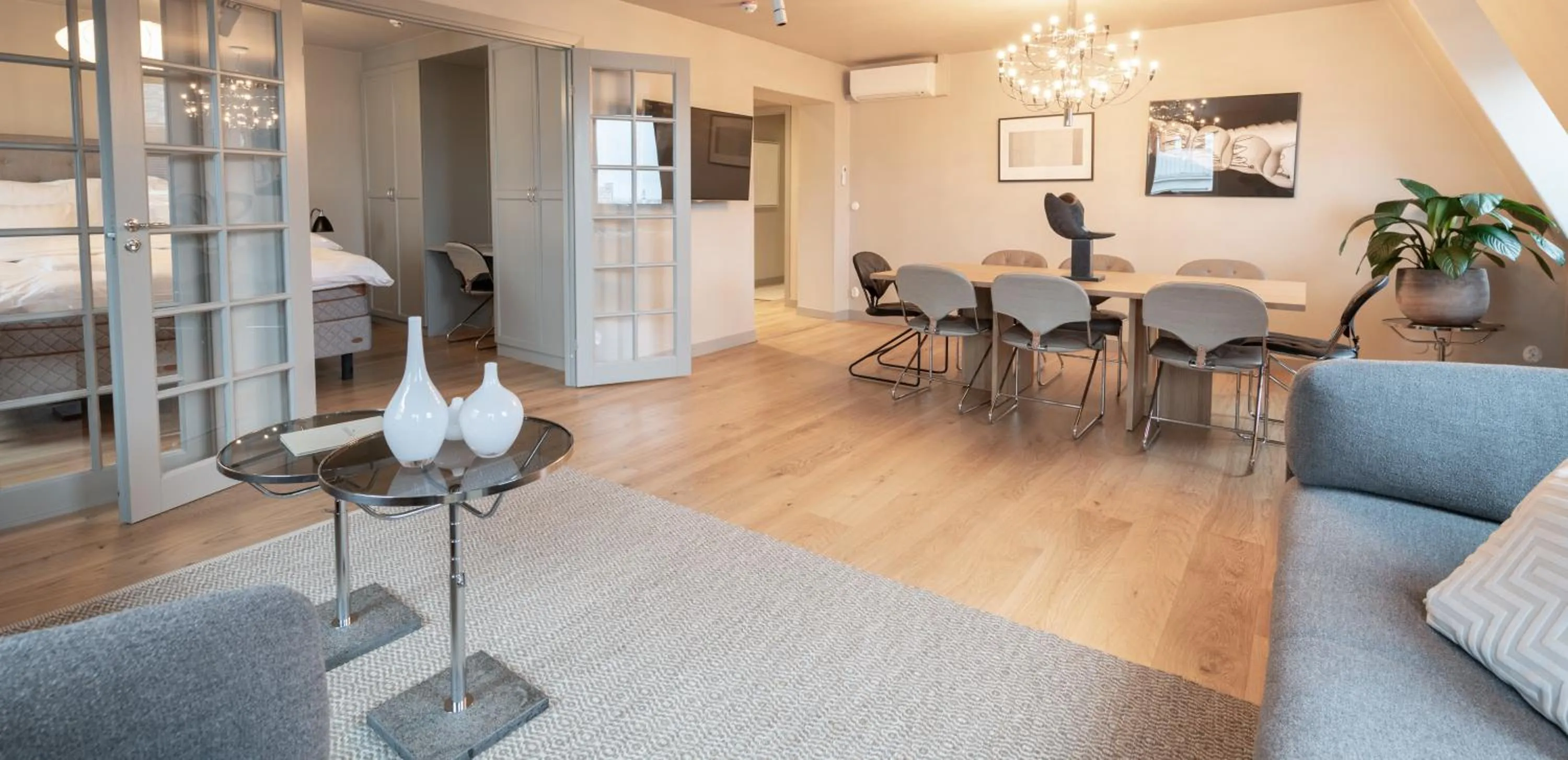 Seating area in The Duxiana Malmö