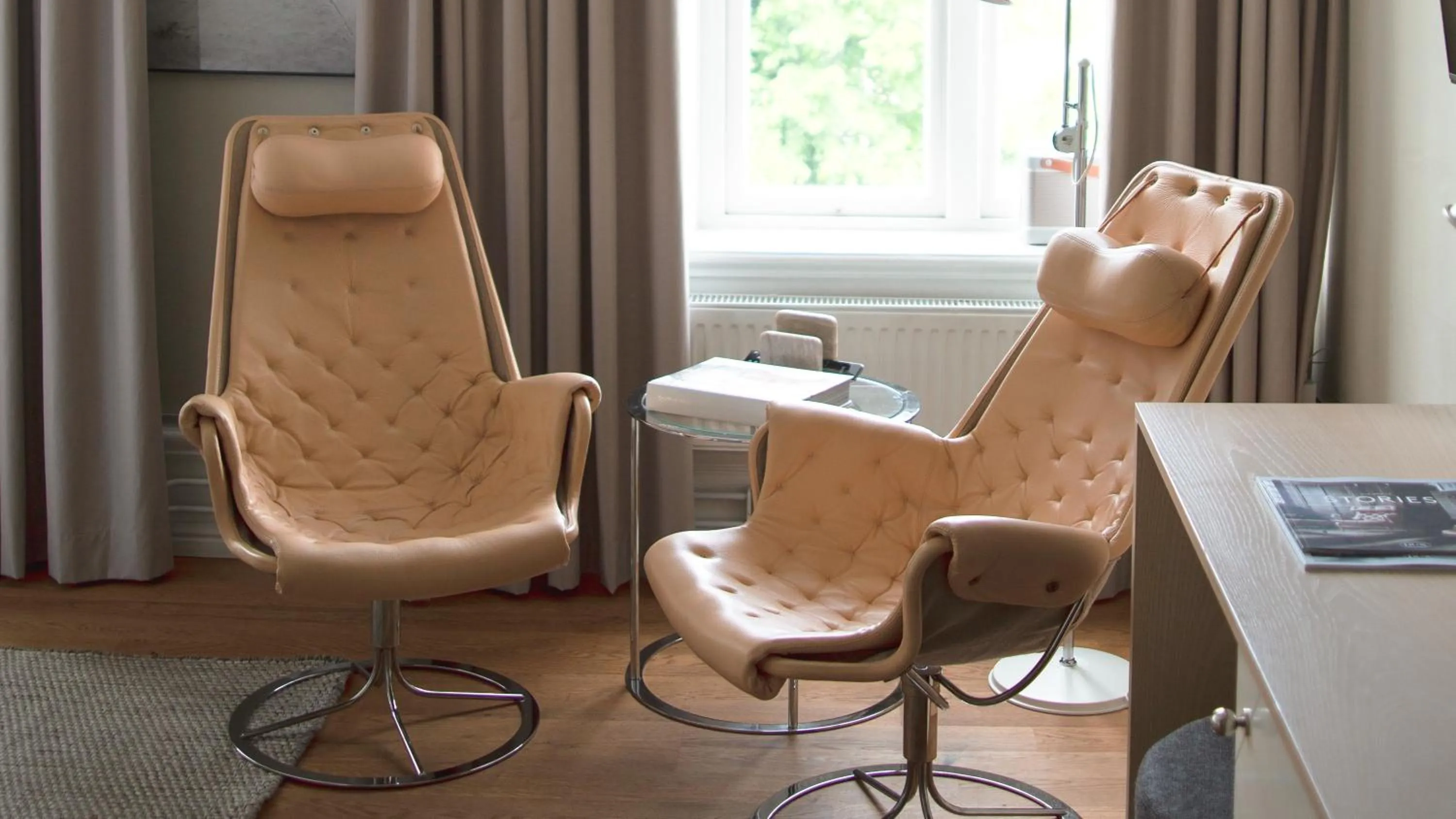 Seating area in The Duxiana Malmö