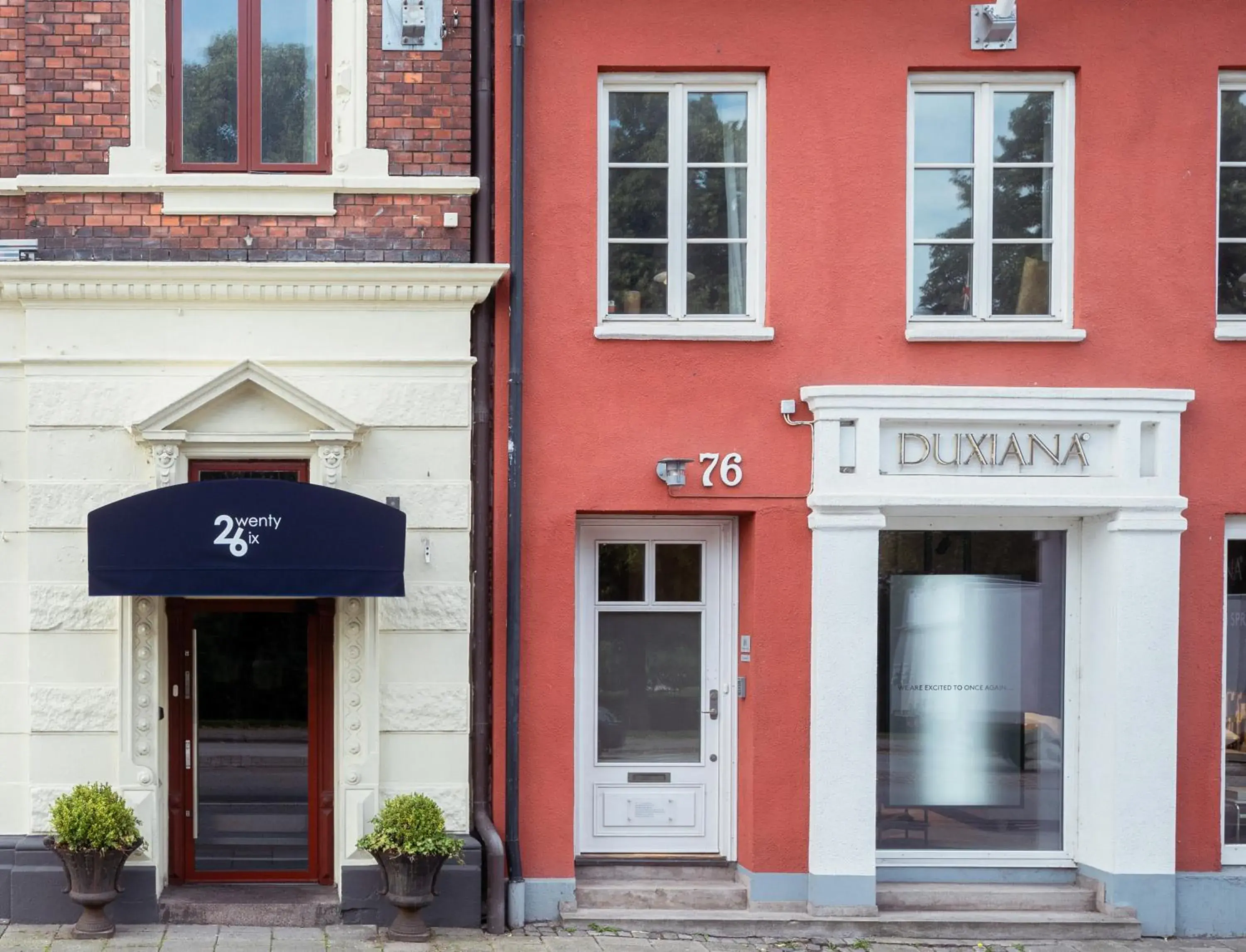 Facade/entrance in TwentySix Facade/entrance in TwentySix