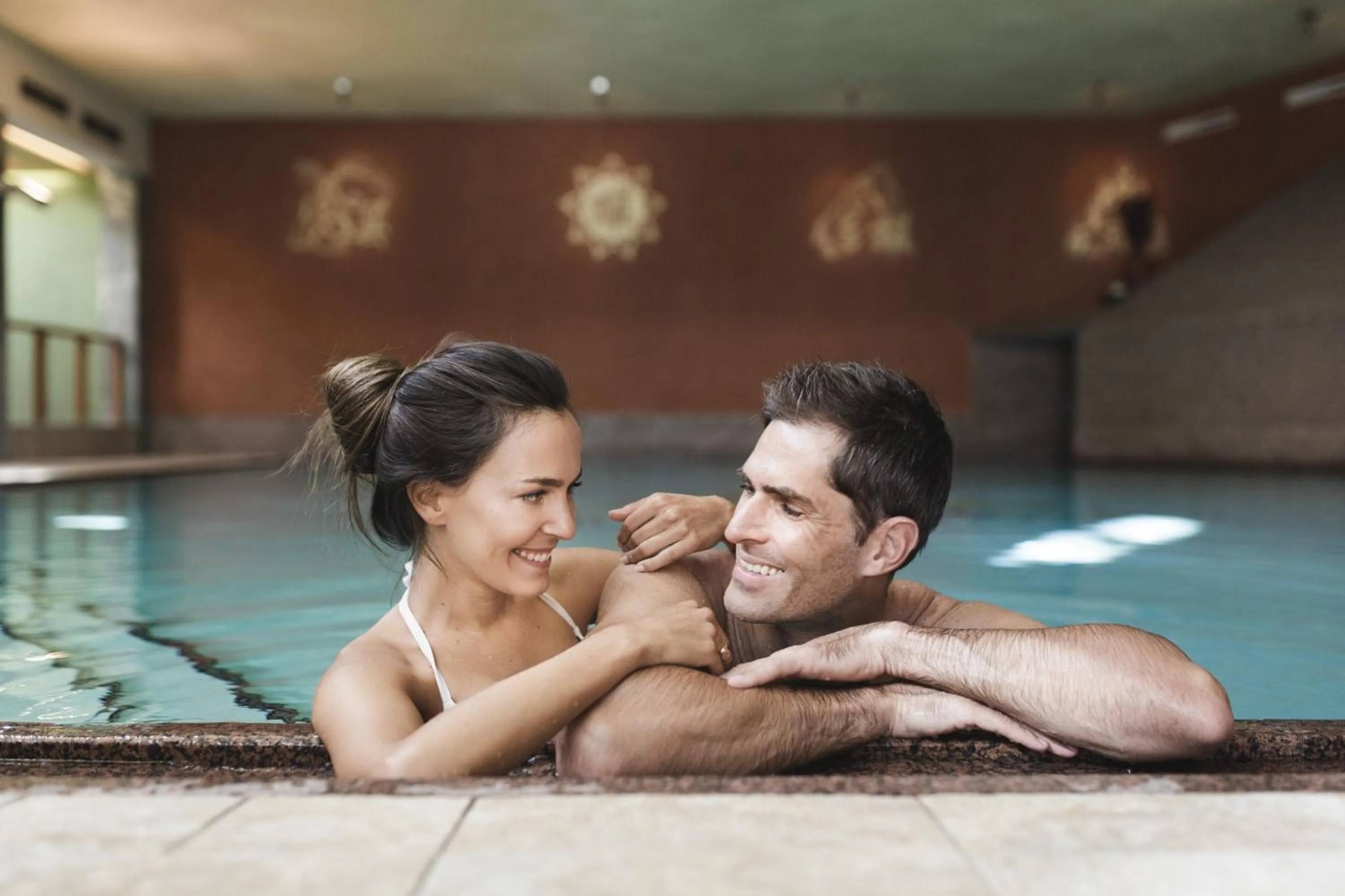 Swimming pool in Hotel Vier Jahreszeiten