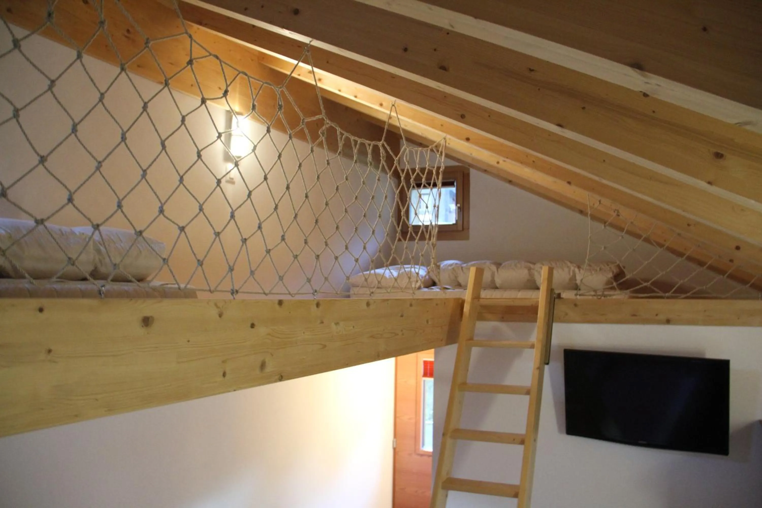 bunk bed in B&B Hängebrigga