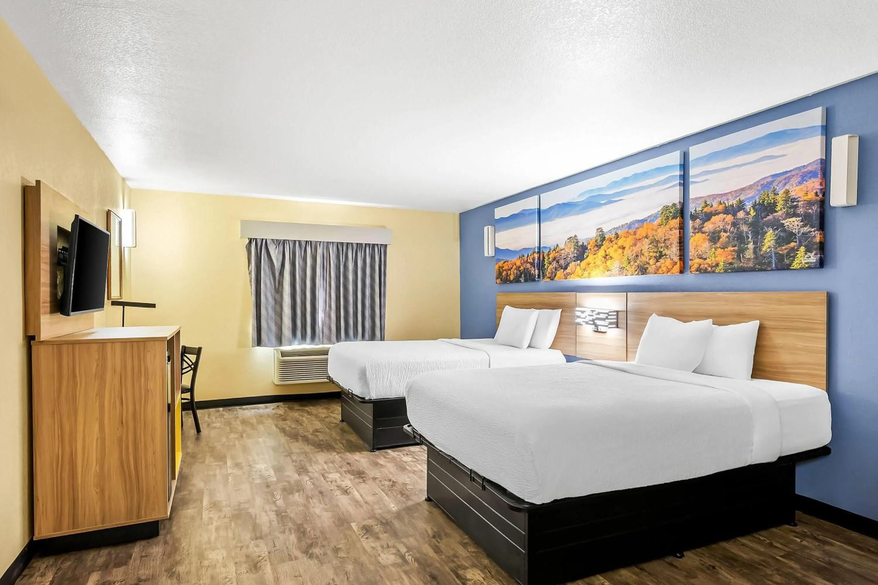 Bed in Days Inn by Wyndham New Orleans Pontchartrain