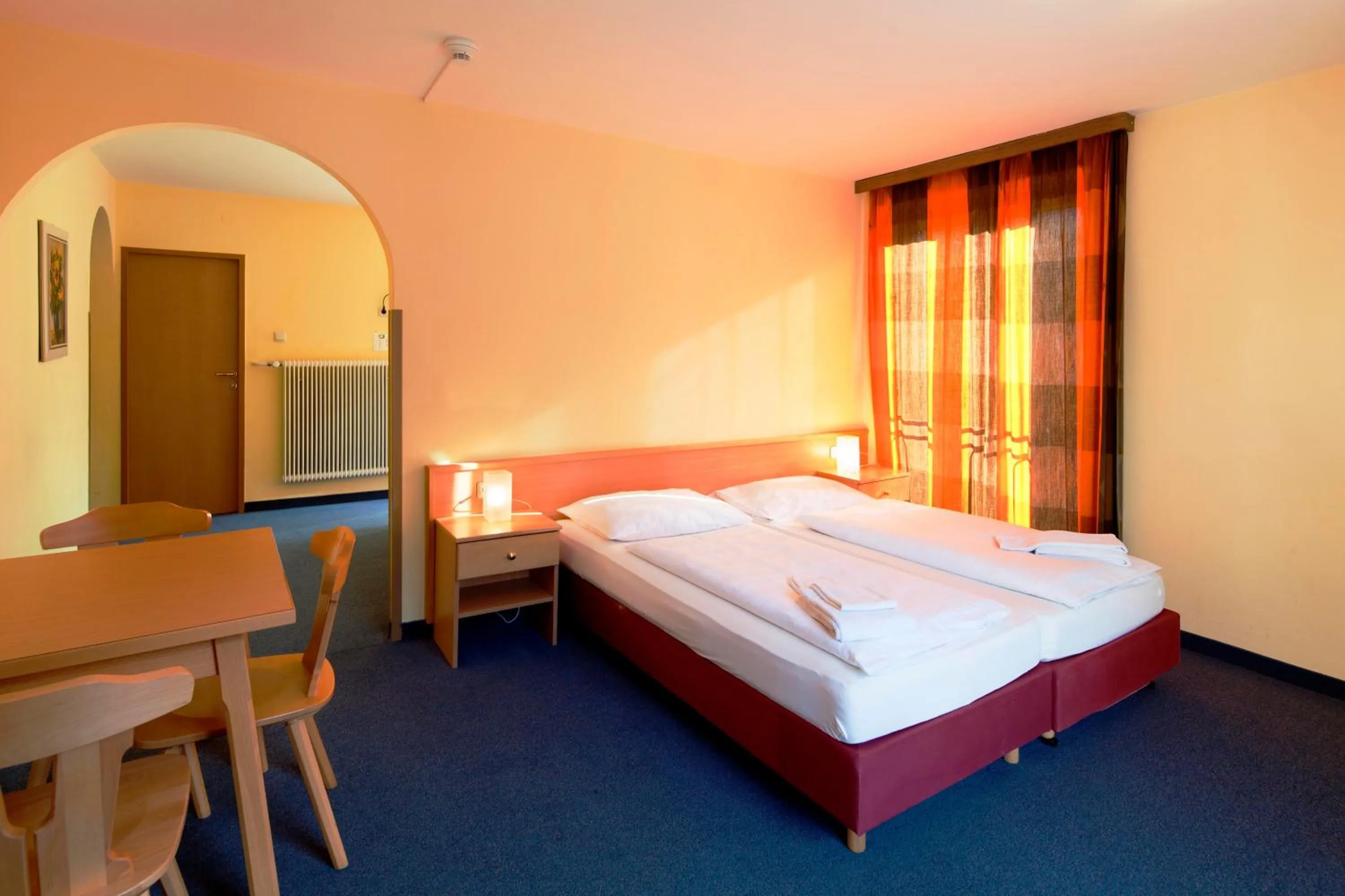 Bed in Euro Youth Hotel & Krone