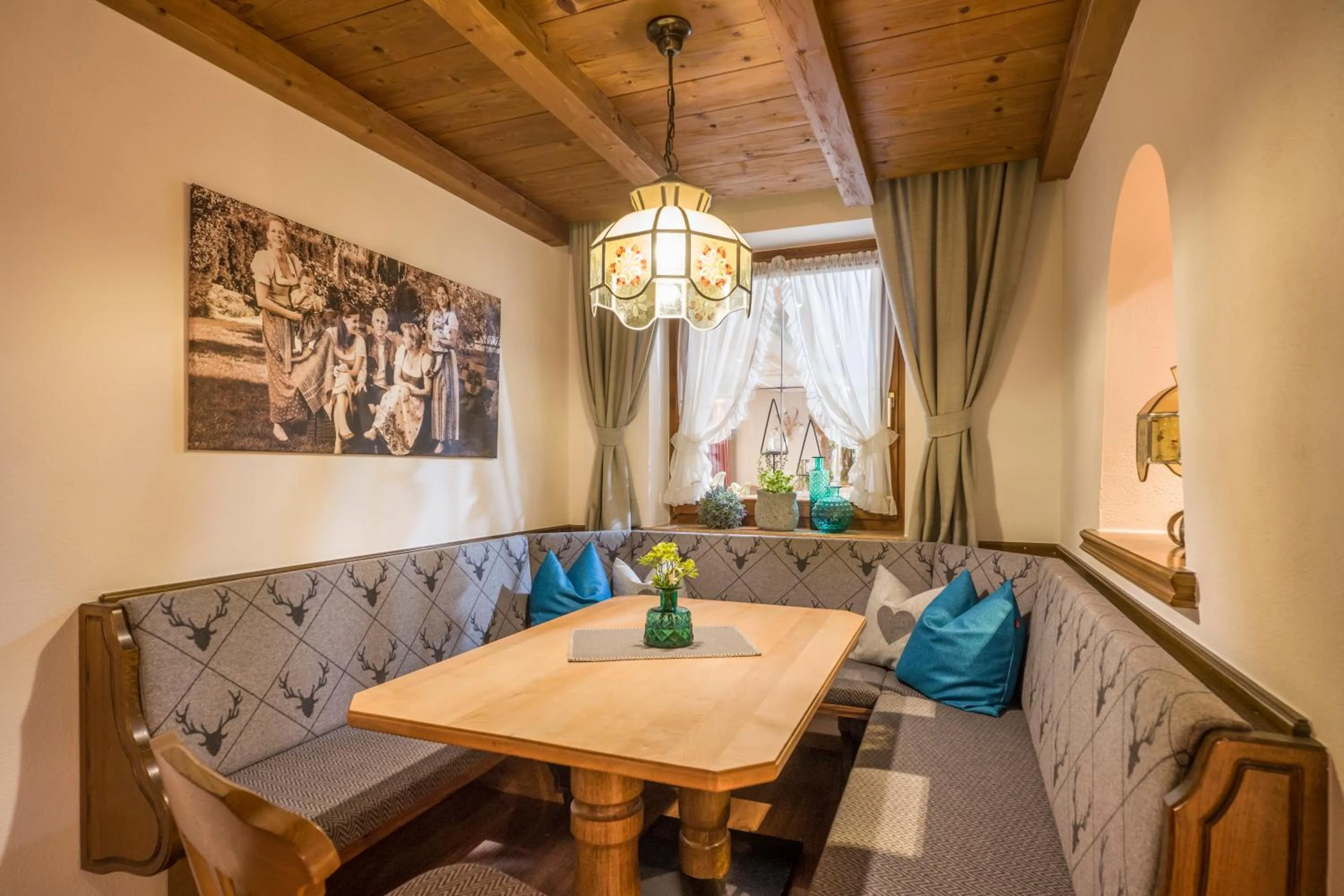 Lounge or bar in Hotel Landhaus Zillertal