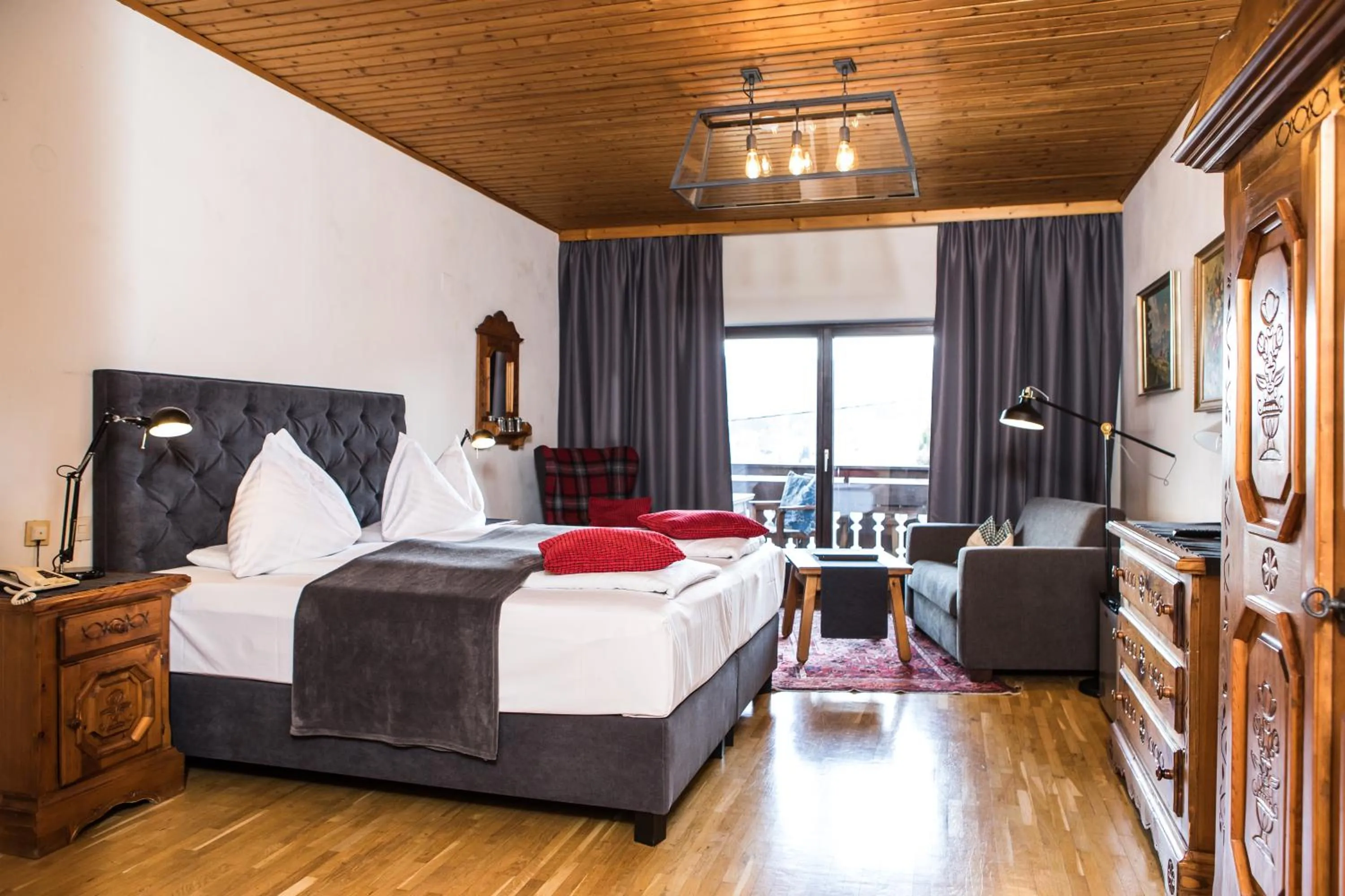 Photo of the whole room, Bed in Landidyll-Hotel Nudelbacher