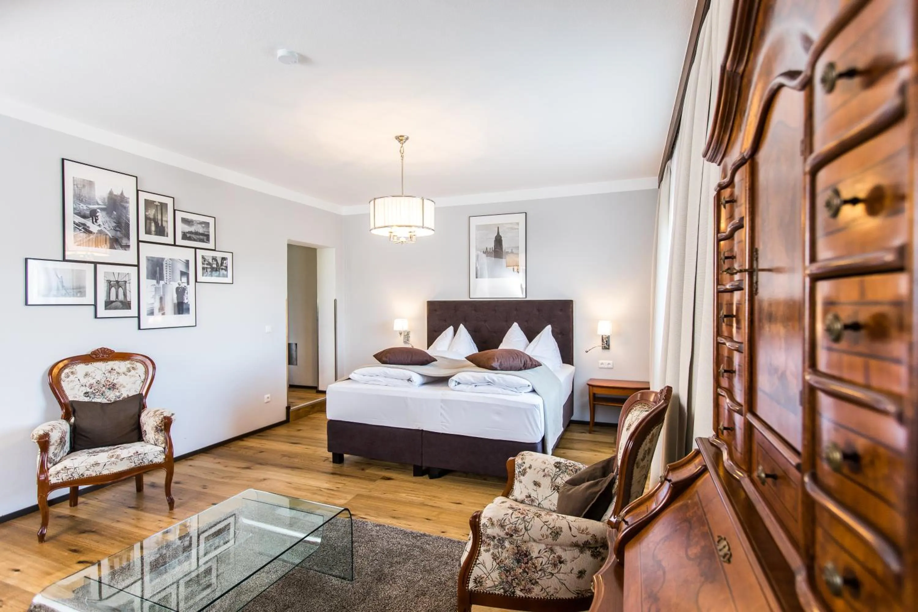 Photo of the whole room, Bed in Landidyll-Hotel Nudelbacher