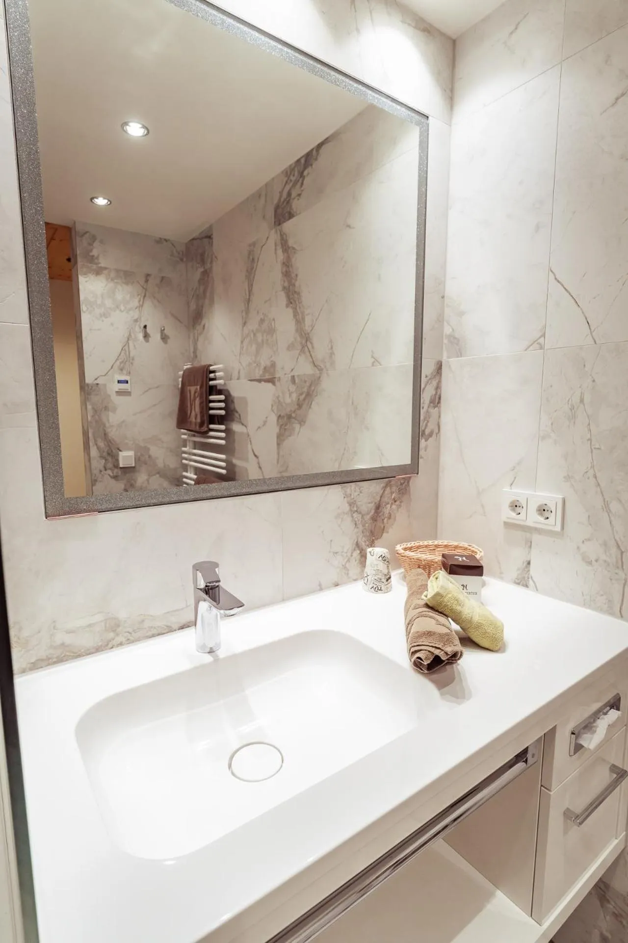 Bathroom in Hotel Neuhintertux 4 Sterne superior