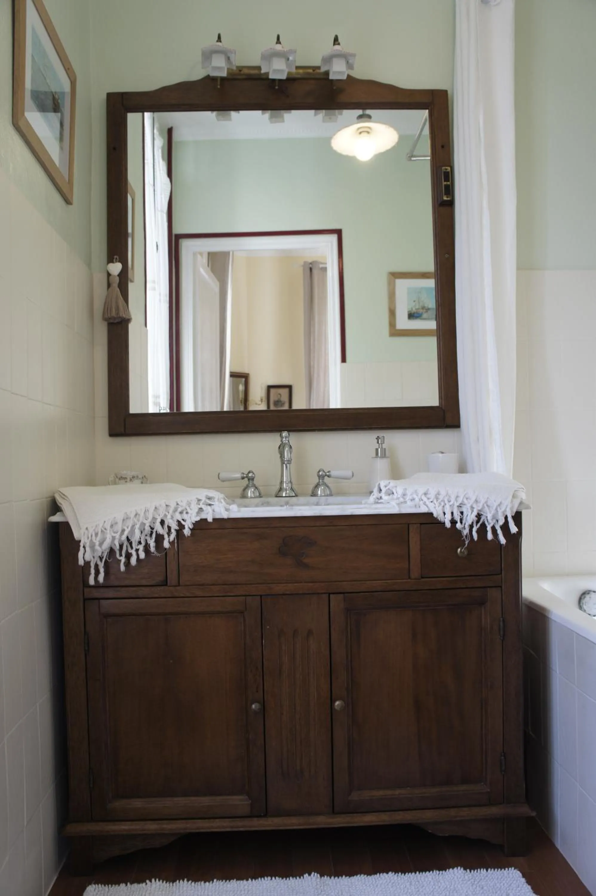 Bathroom in La Ribambelle