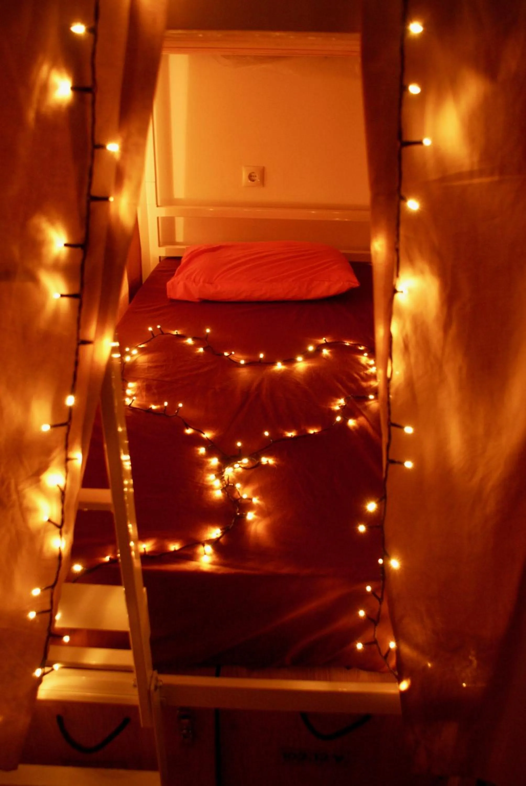 Single Bed in Mixed Dormitory Room in Acropolis View Dream