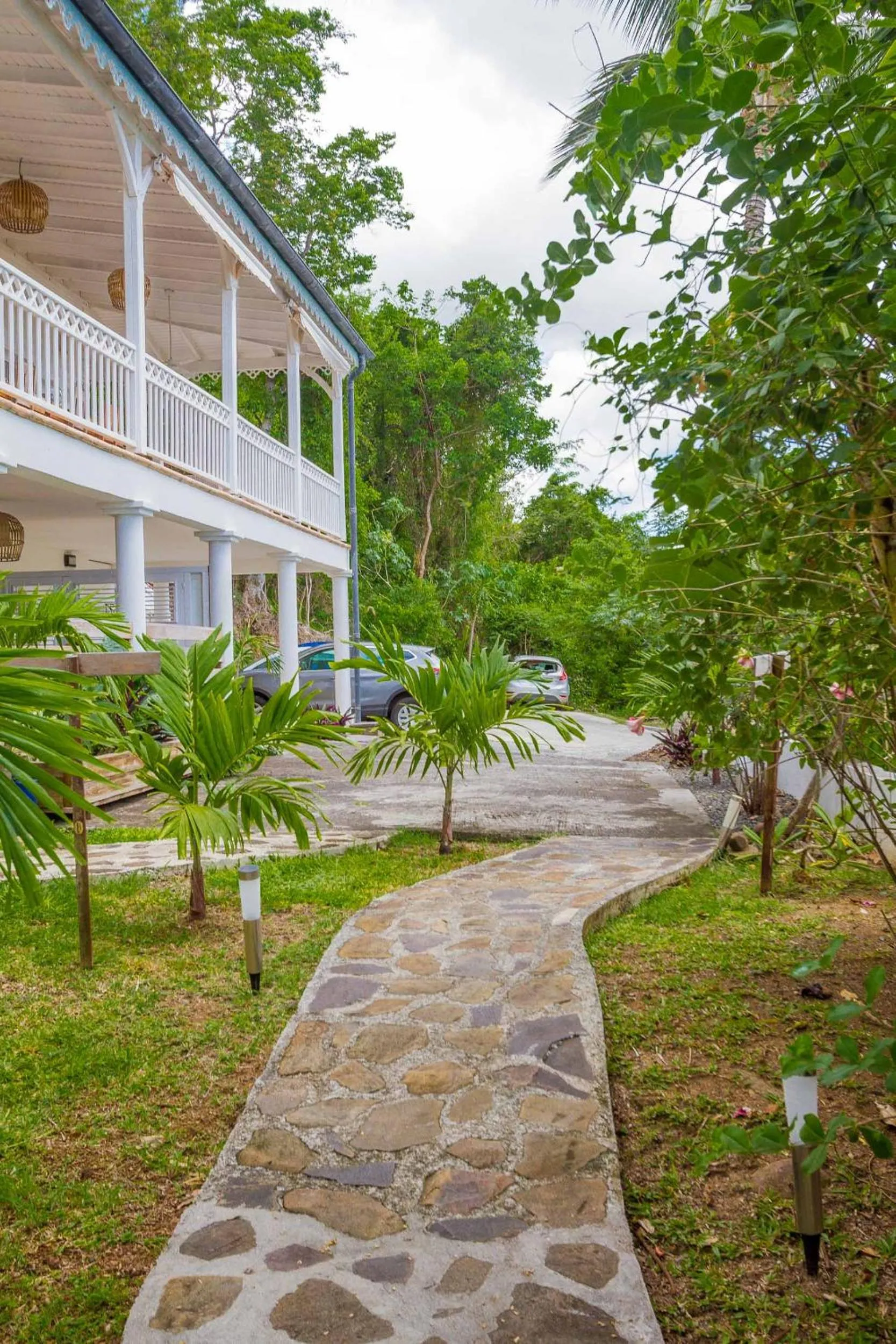 Property building in Carre Royal