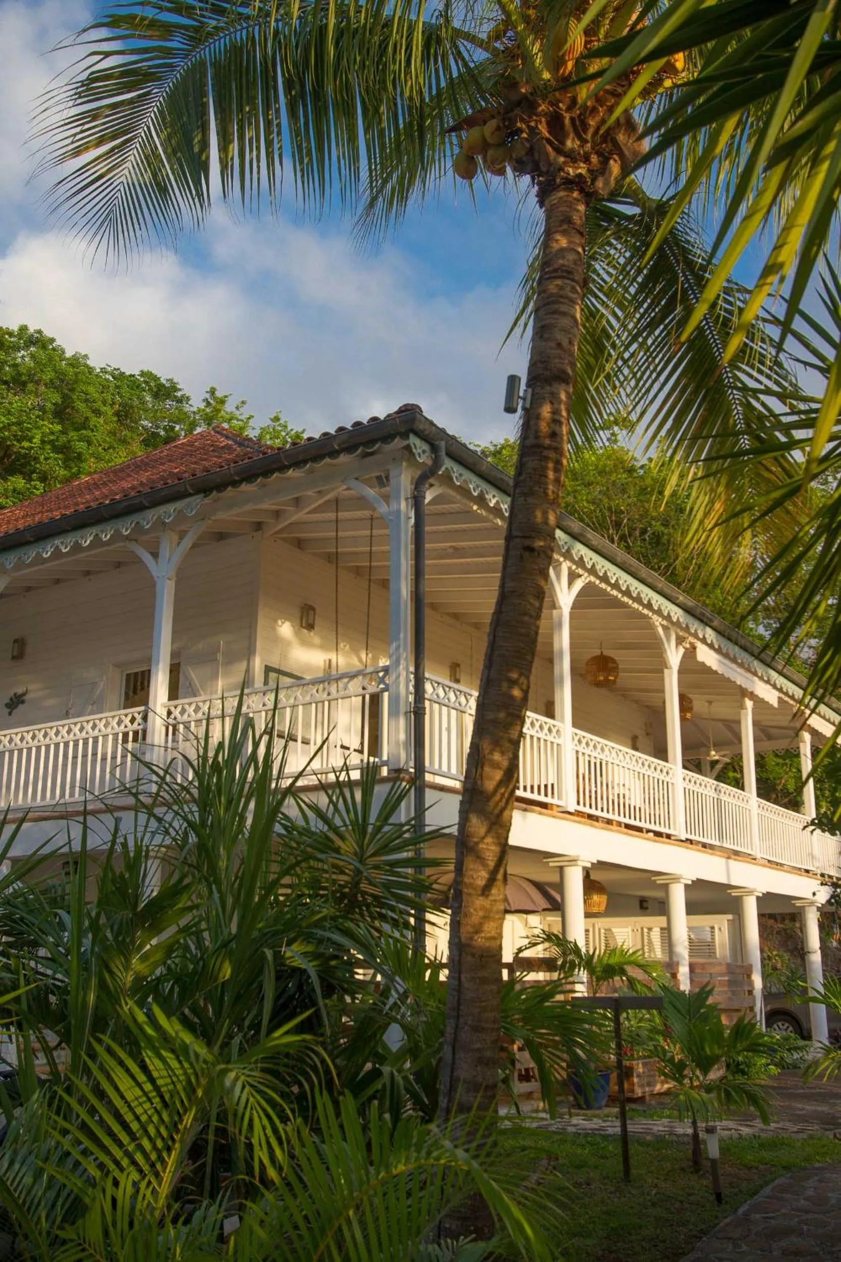 Property building in Carre Royal