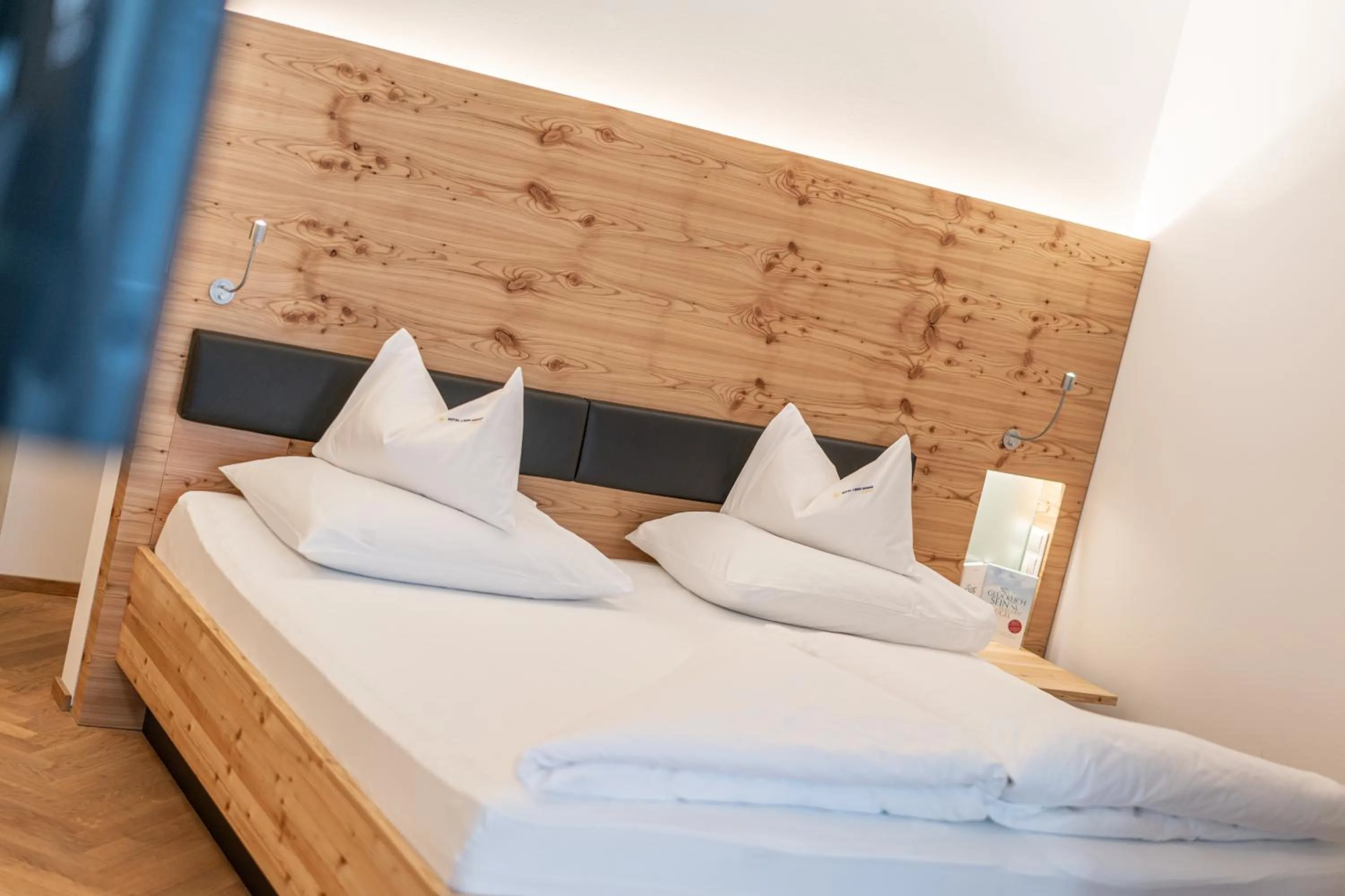 Photo of the whole room, Bed in Hotel Liebe Sonne 4S