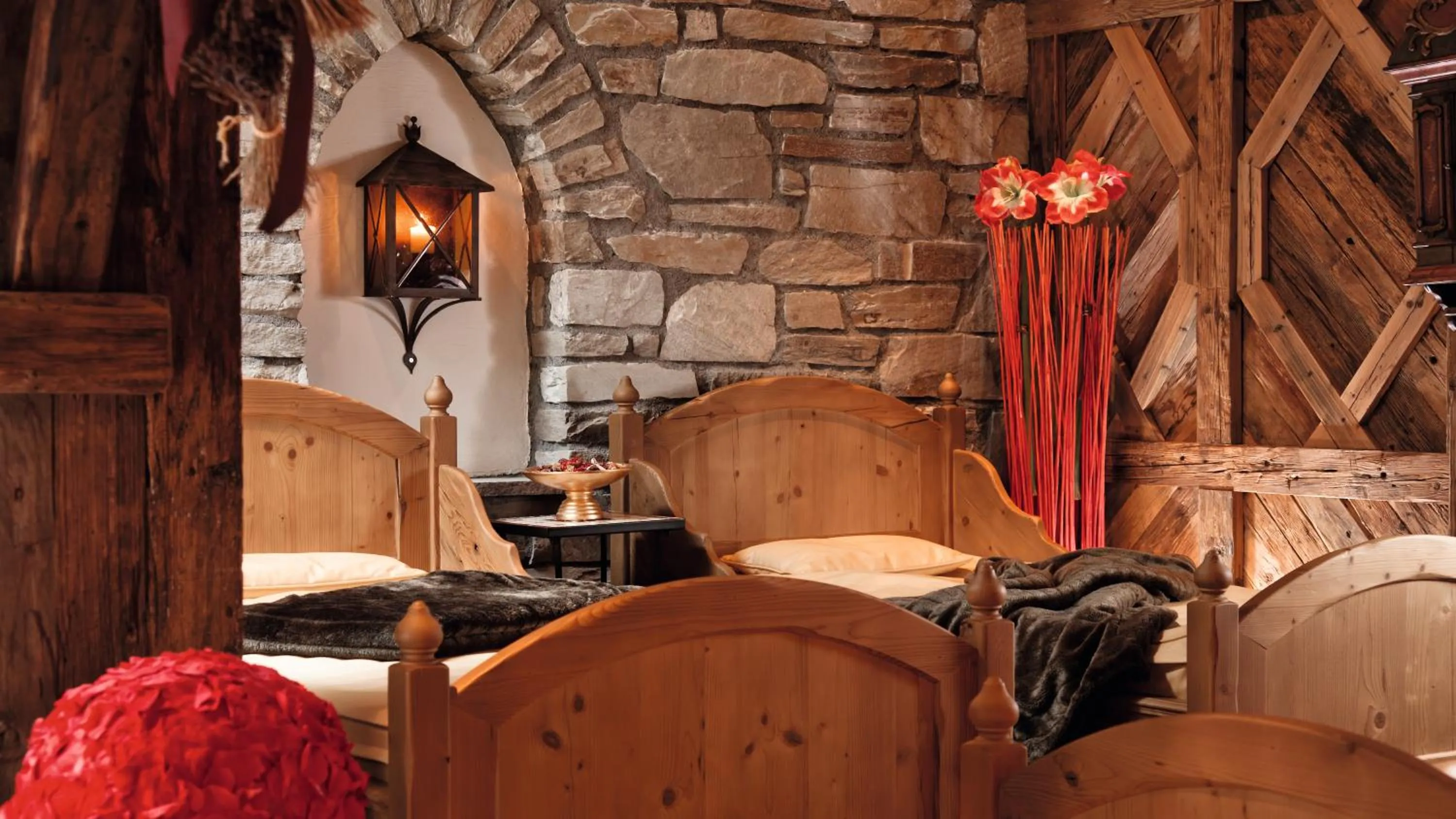 Spa and wellness centre/facilities in Superior Hotel Tirolerhof - Zell am See