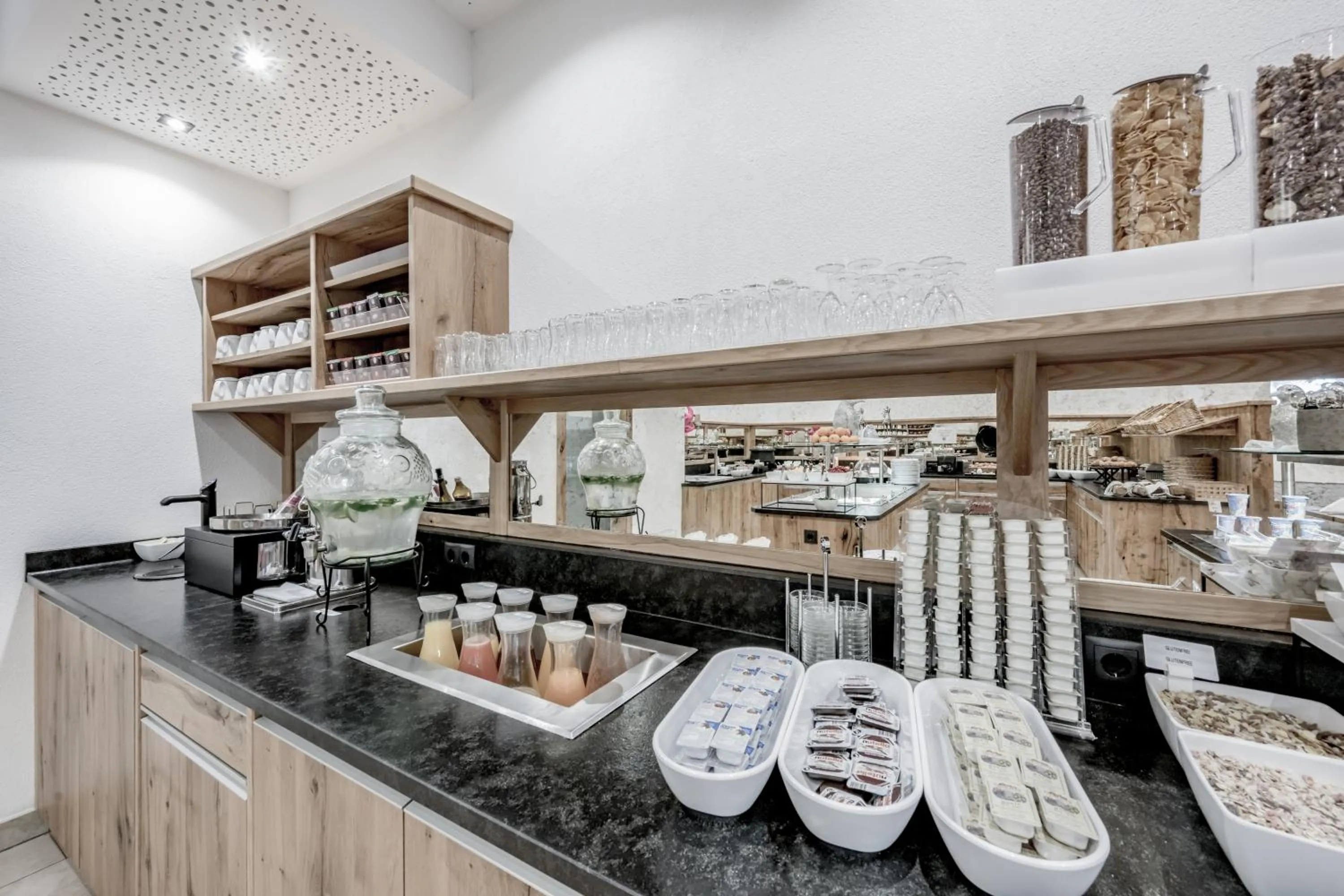 Buffet breakfast in Hotel Garni Christine
