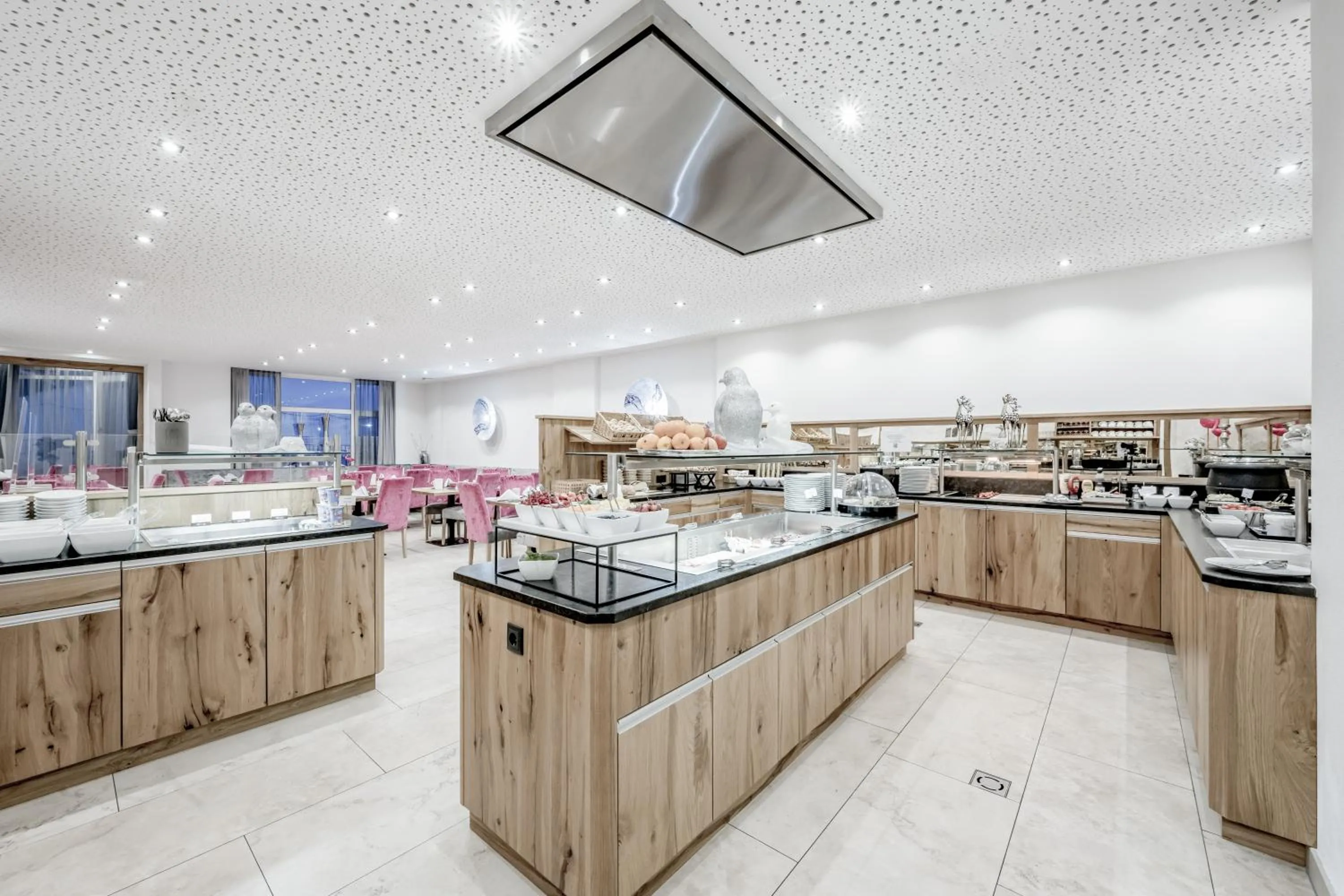 Buffet breakfast in Hotel Garni Christine