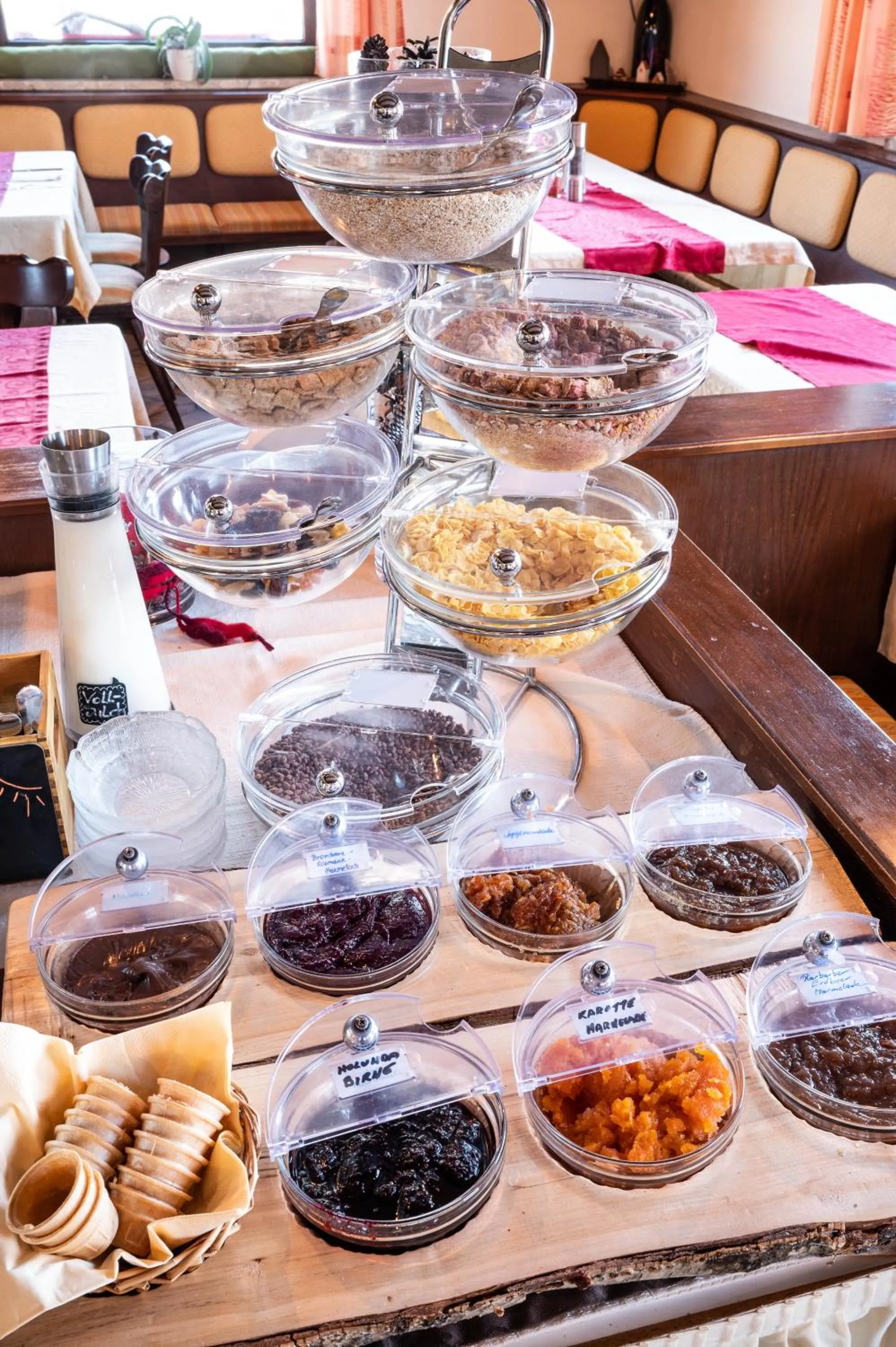 Breakfast in Hotel Pariente