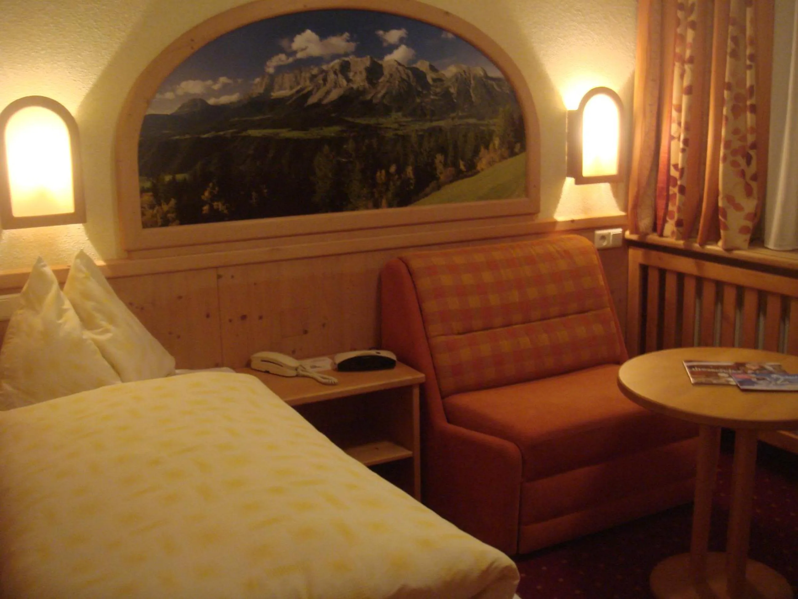 Bedroom, Bed in Hotel Sporthof