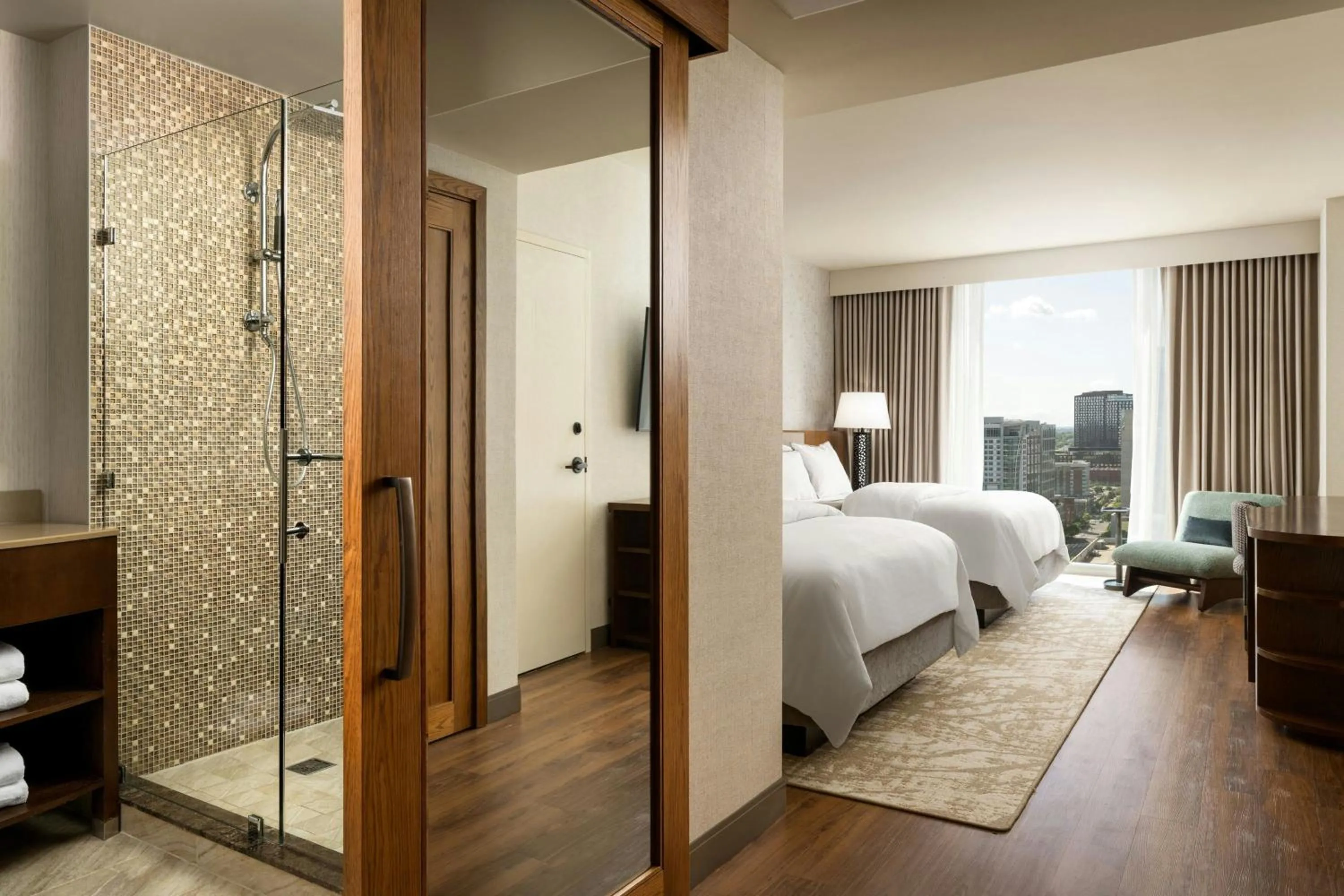 Photo of the whole room, Bed in The Westin Nashville