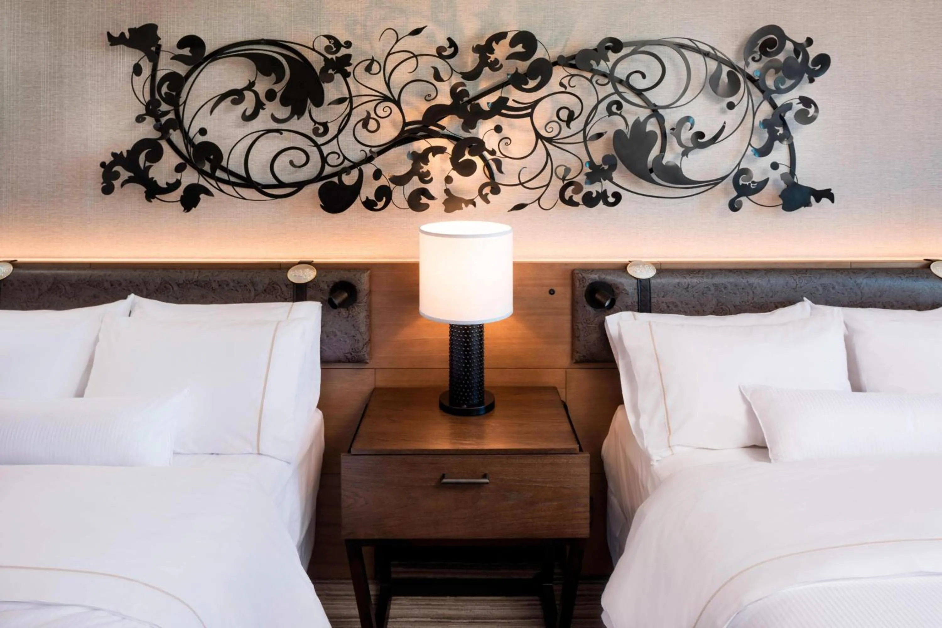 Photo of the whole room, Bed in The Westin Nashville