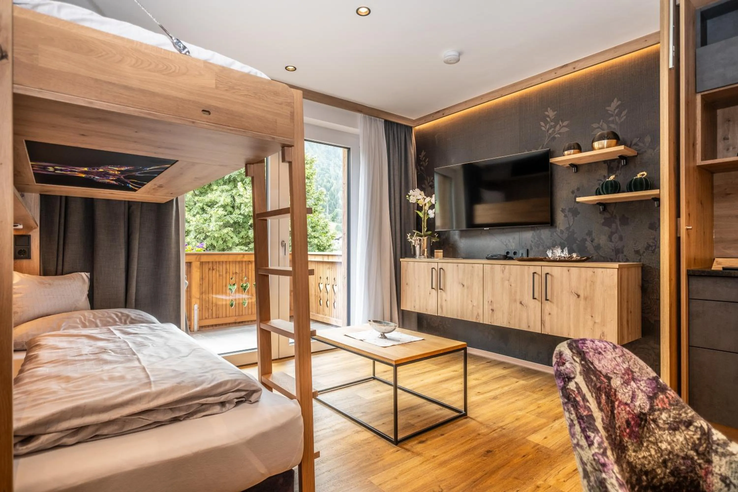 TV and multimedia in Dorfkrug Kaprun - Luxury Suites & Appartements