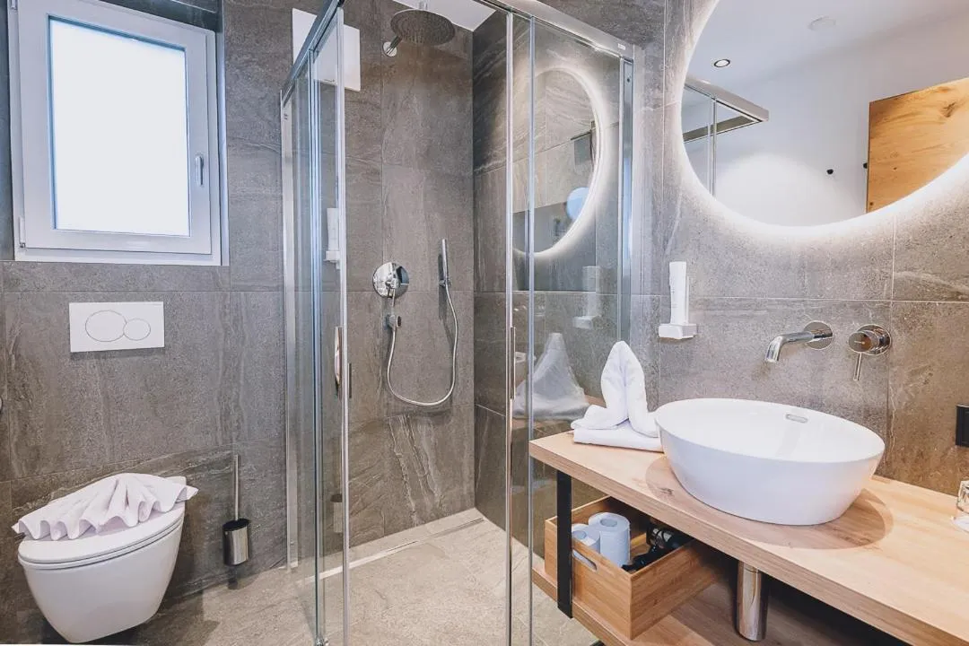 Bathroom in Dorfkrug Kaprun - Luxury Suites & Appartements