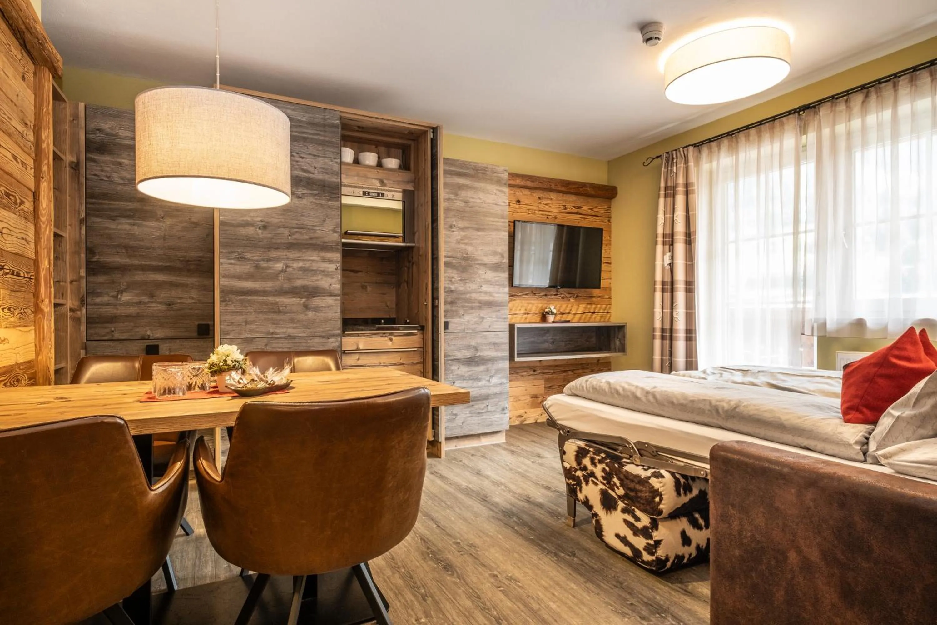 TV and multimedia in Dorfkrug Kaprun - Luxury Suites & Appartements