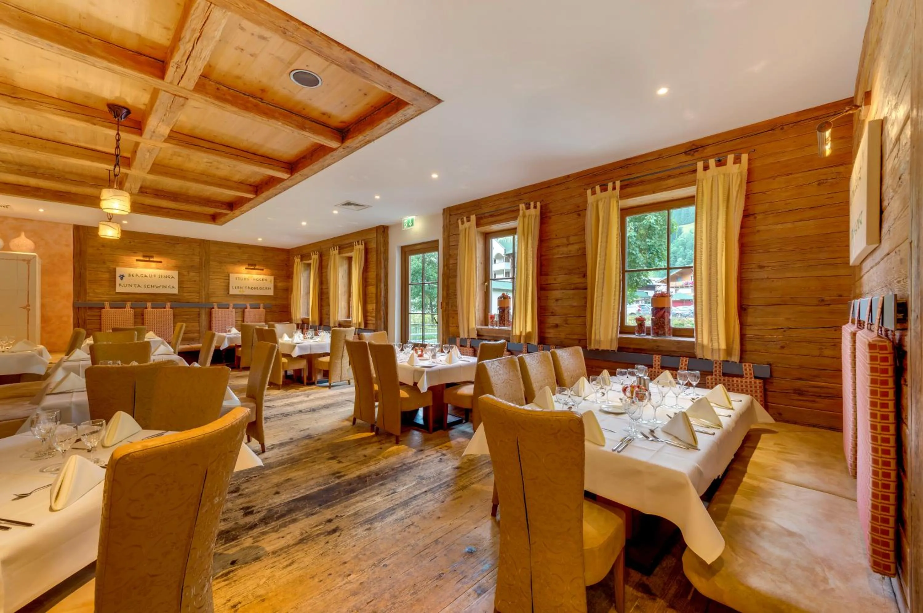 Restaurant/places to eat in ROBINSON AMADÉ