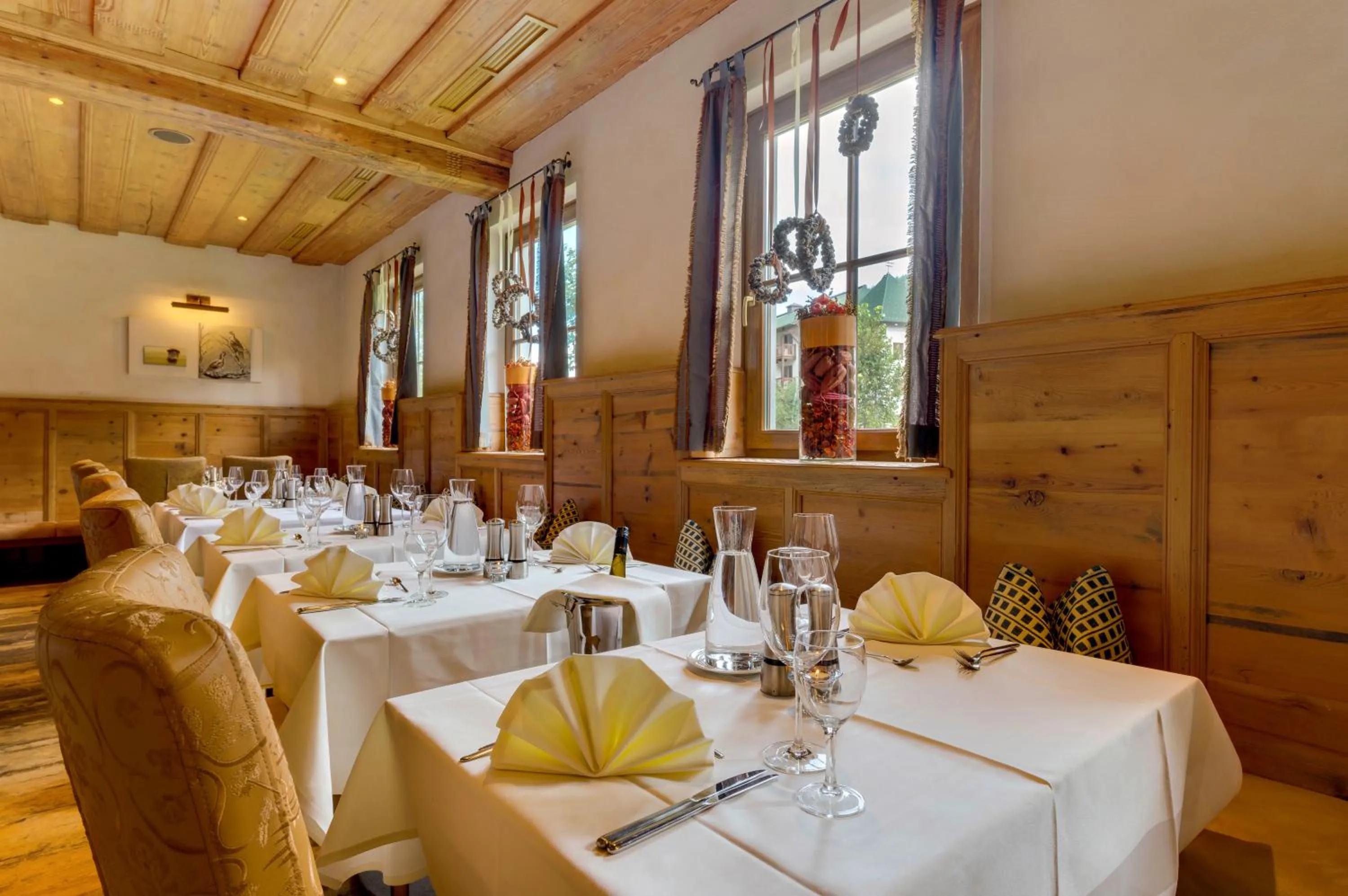 Restaurant/places to eat in ROBINSON AMADÉ