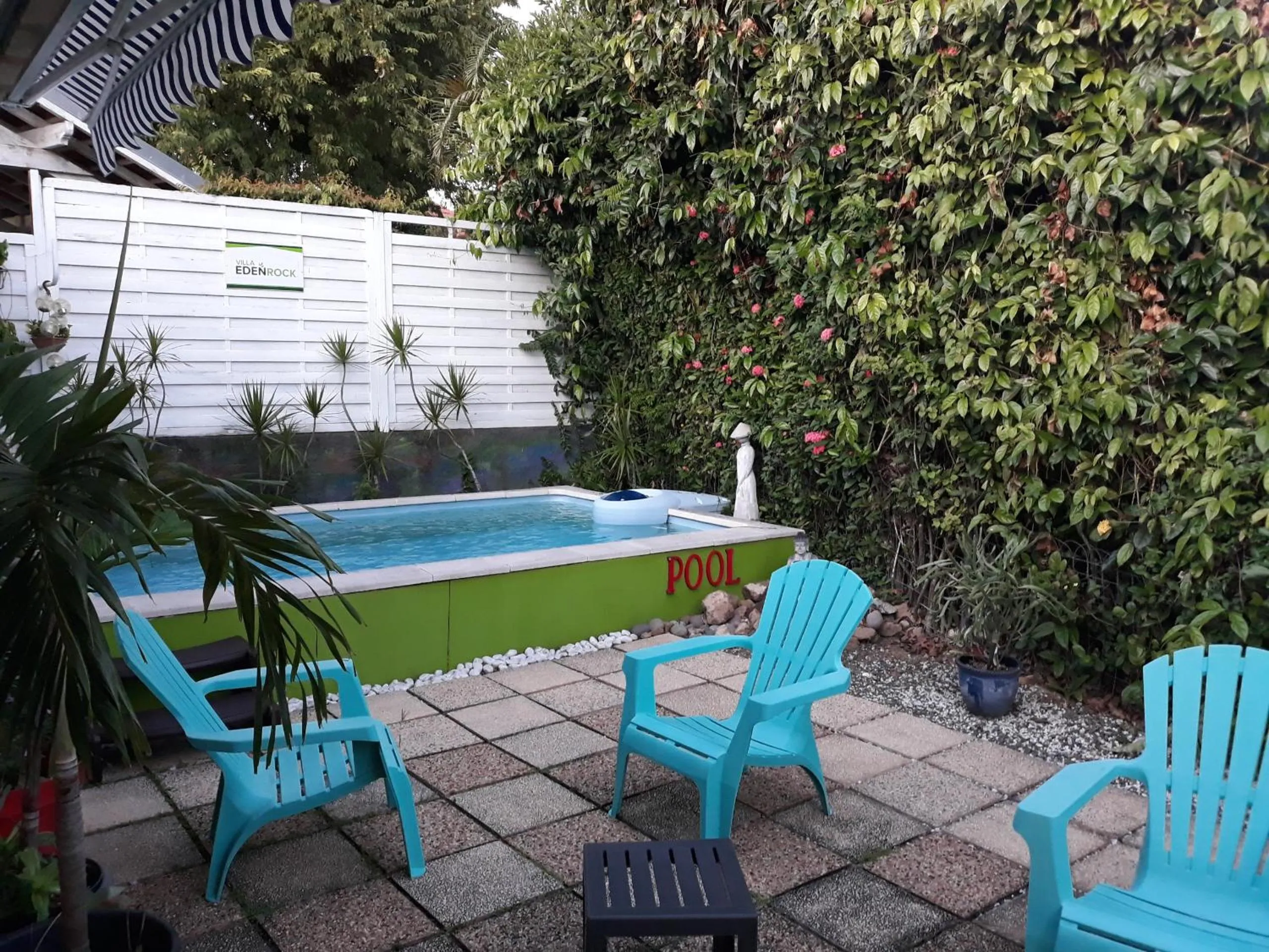 Pool view in Villa Eden Rock