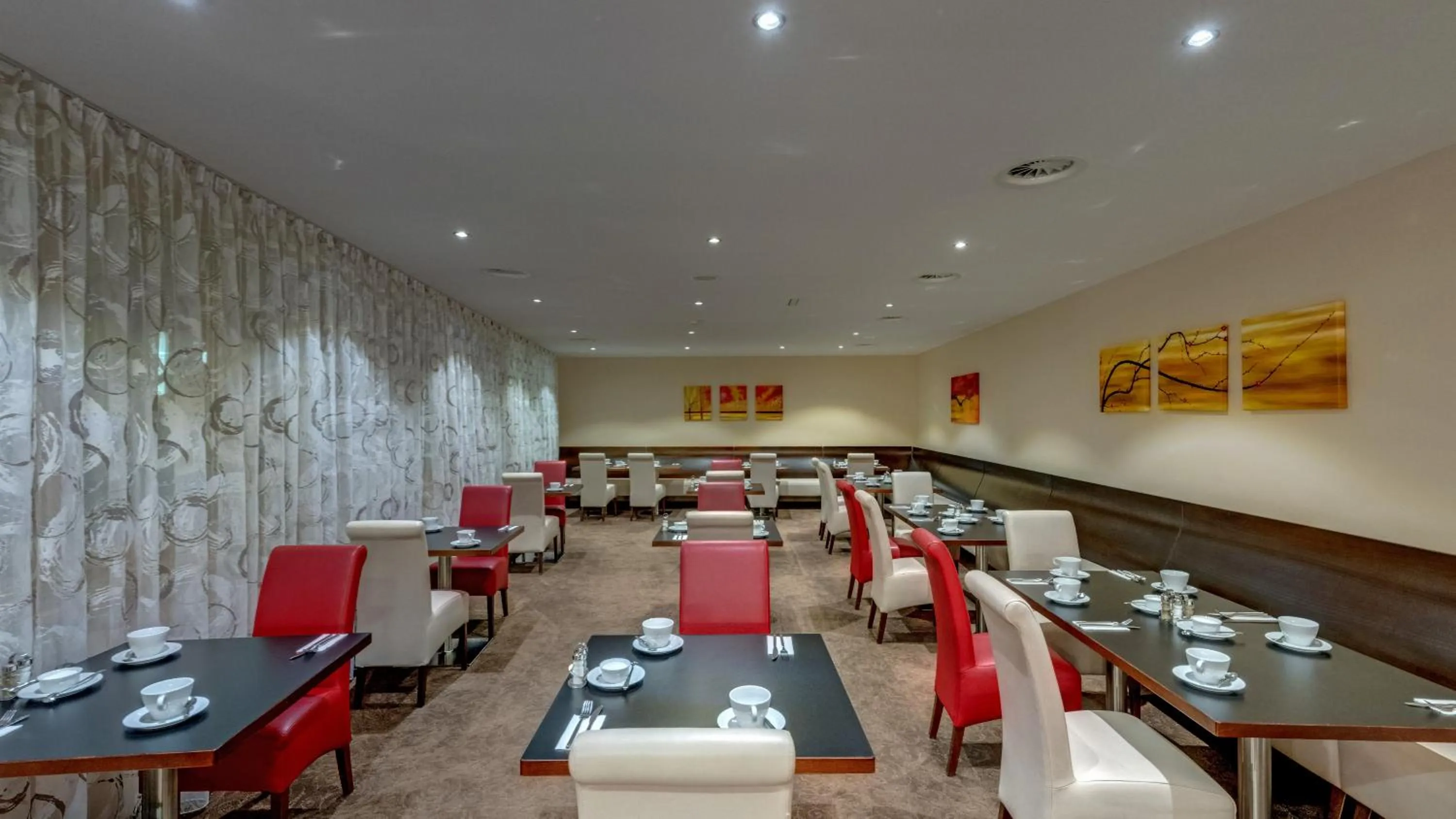 Restaurant/places to eat in Banyan