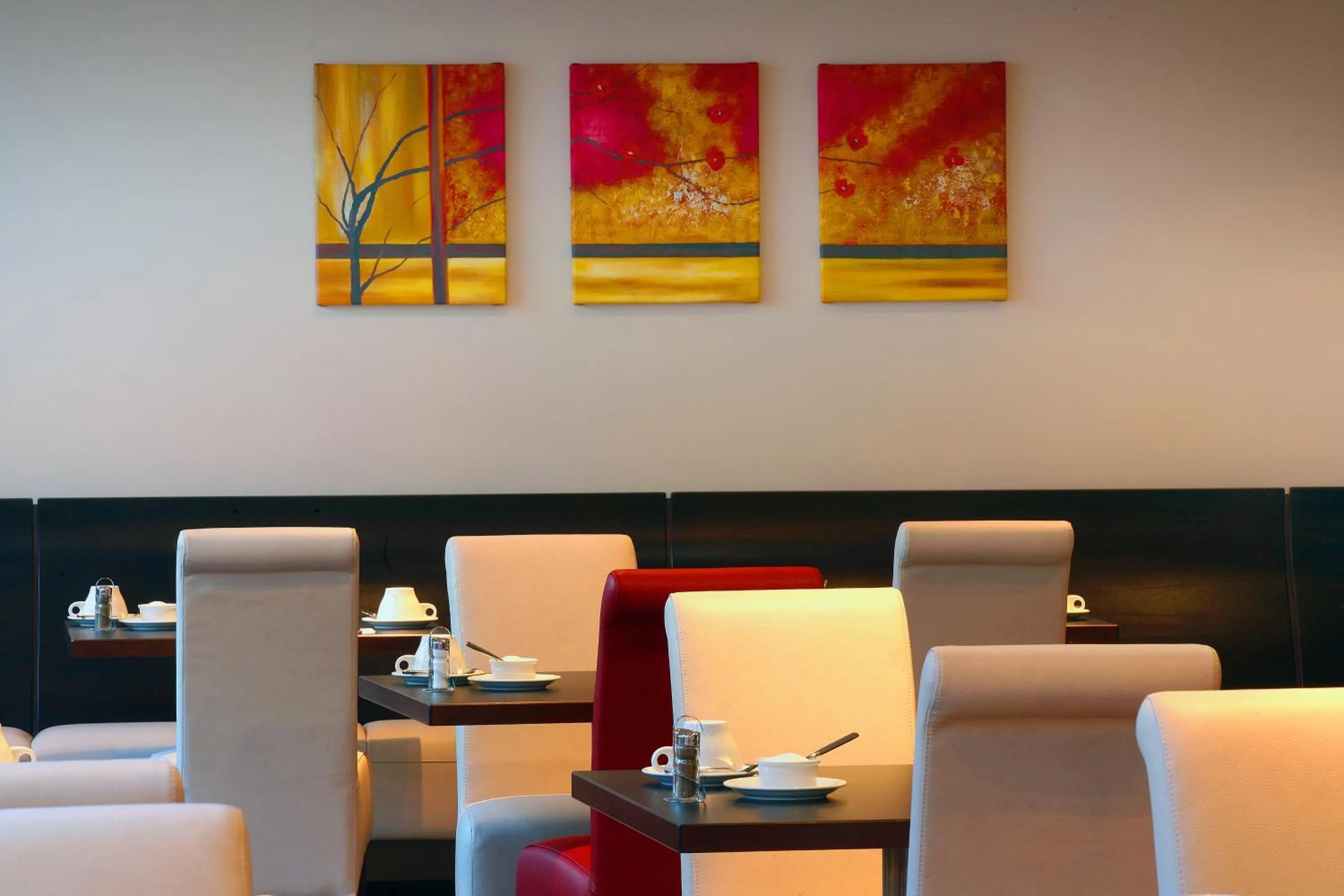 Restaurant/places to eat in Banyan