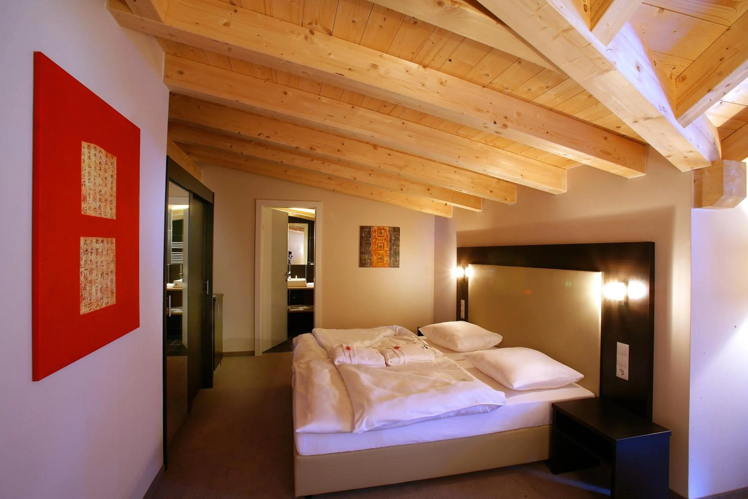 Bedroom, Bed in Banyan