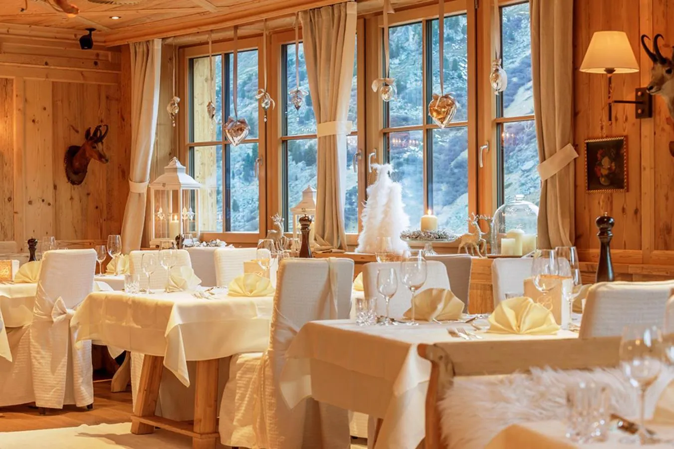 Restaurant/places to eat in Hotel Bergwelt