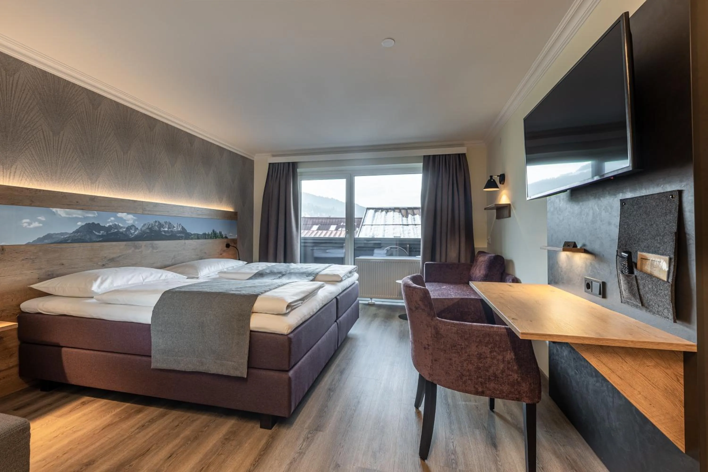 Mountain view, Bed in Hotel Fischer