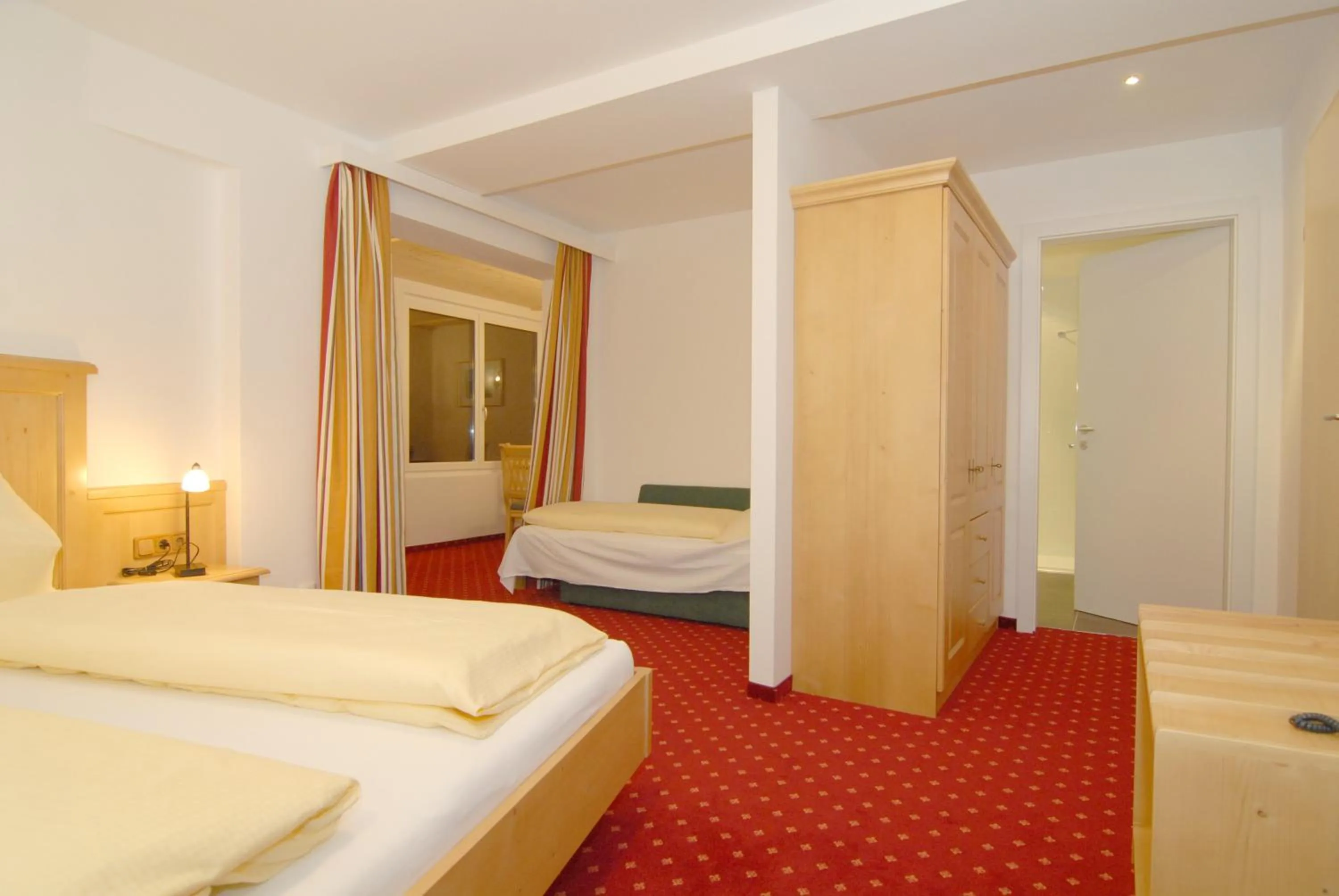 Mountain view, Bed in Hotel Fischer