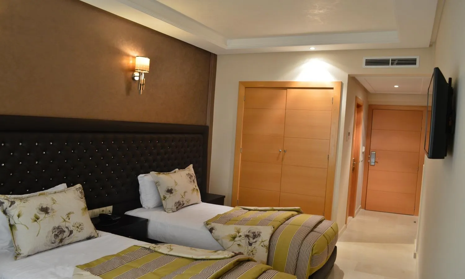 Bed in Hotel La Luna