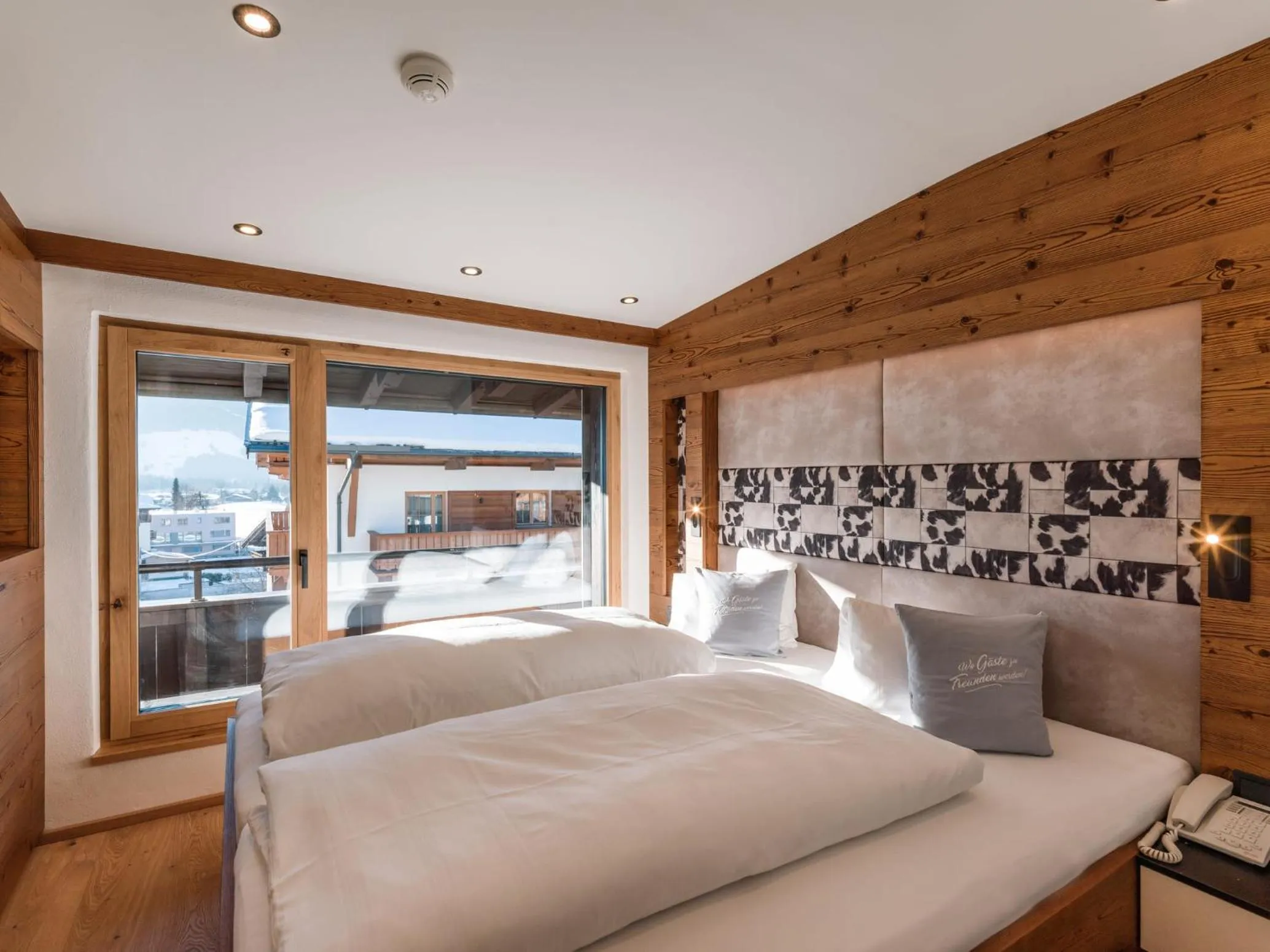 Bed in Hotel Jakobwirt Westendorf