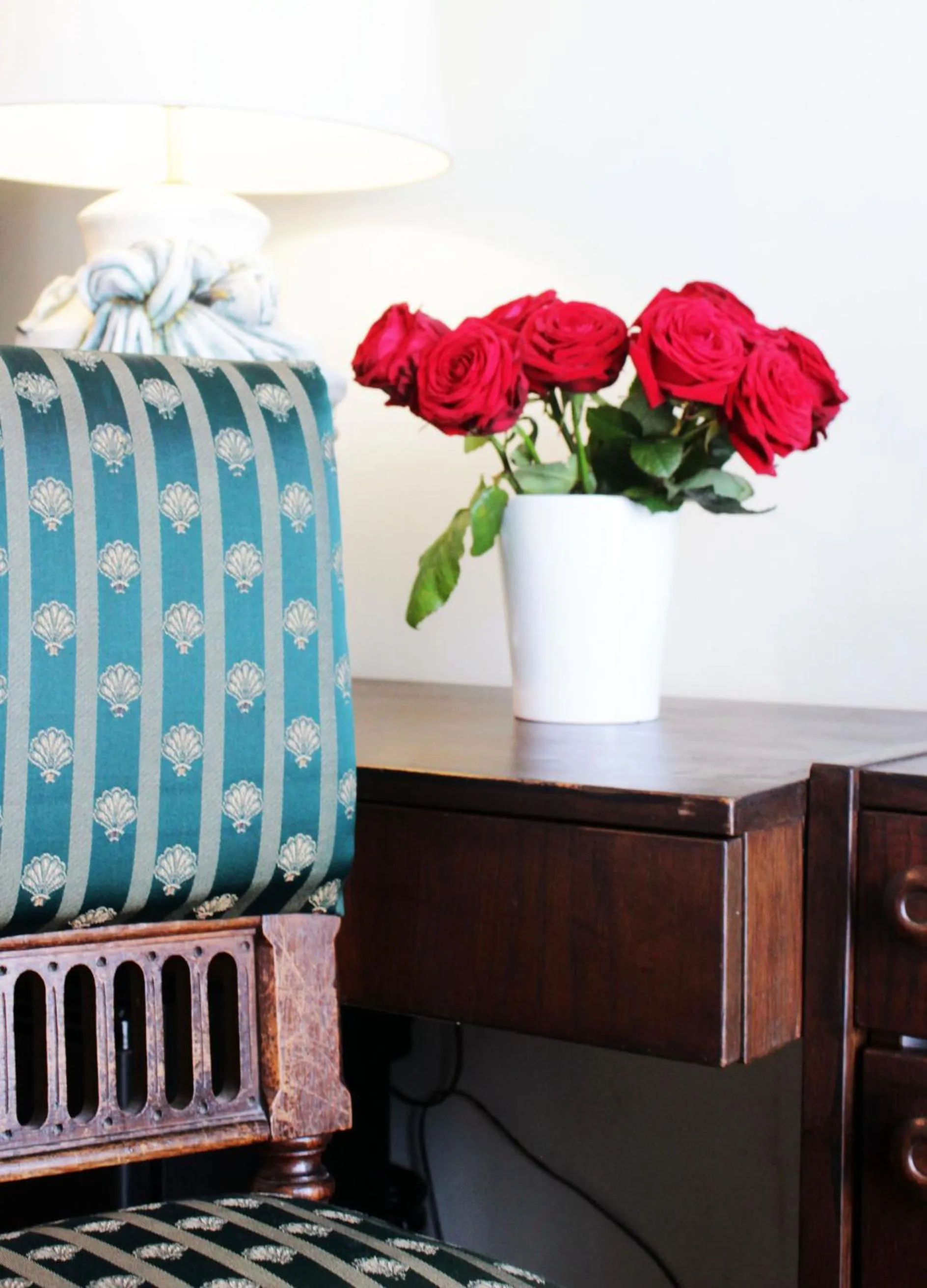 Bed in Stadthotel Restaurant Auerhahn