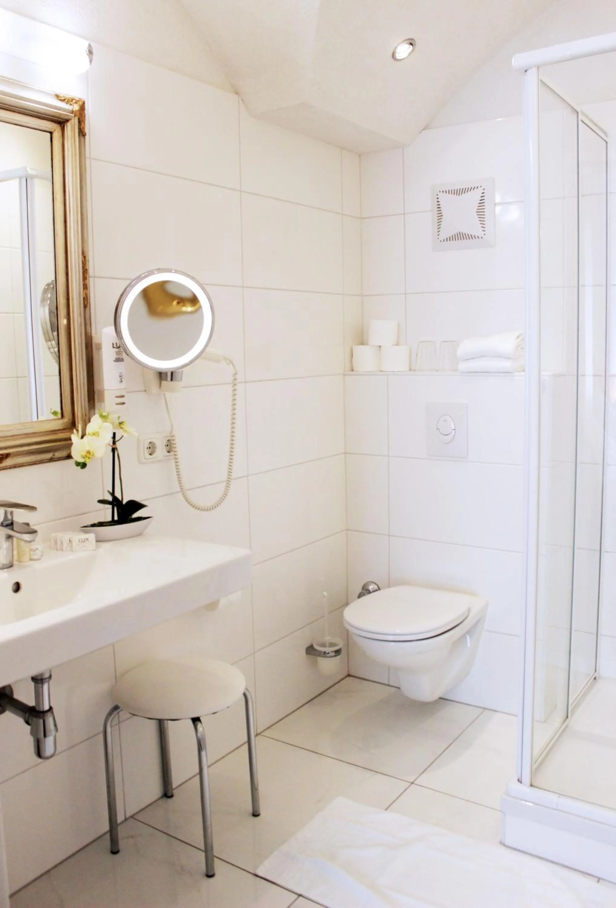 Stadthotel Restaurant Auerhahn