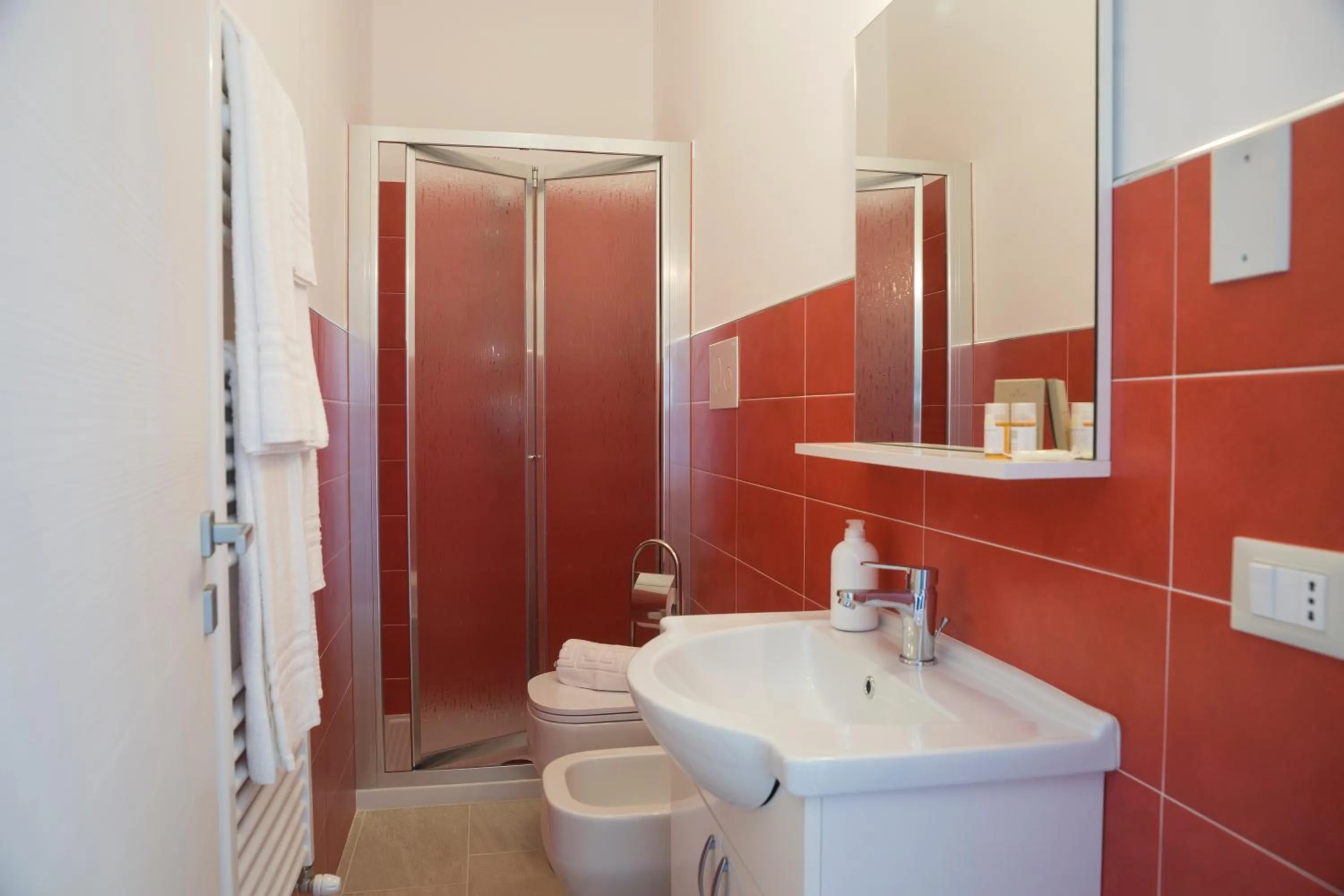 Toilet in Raggio Di Sale