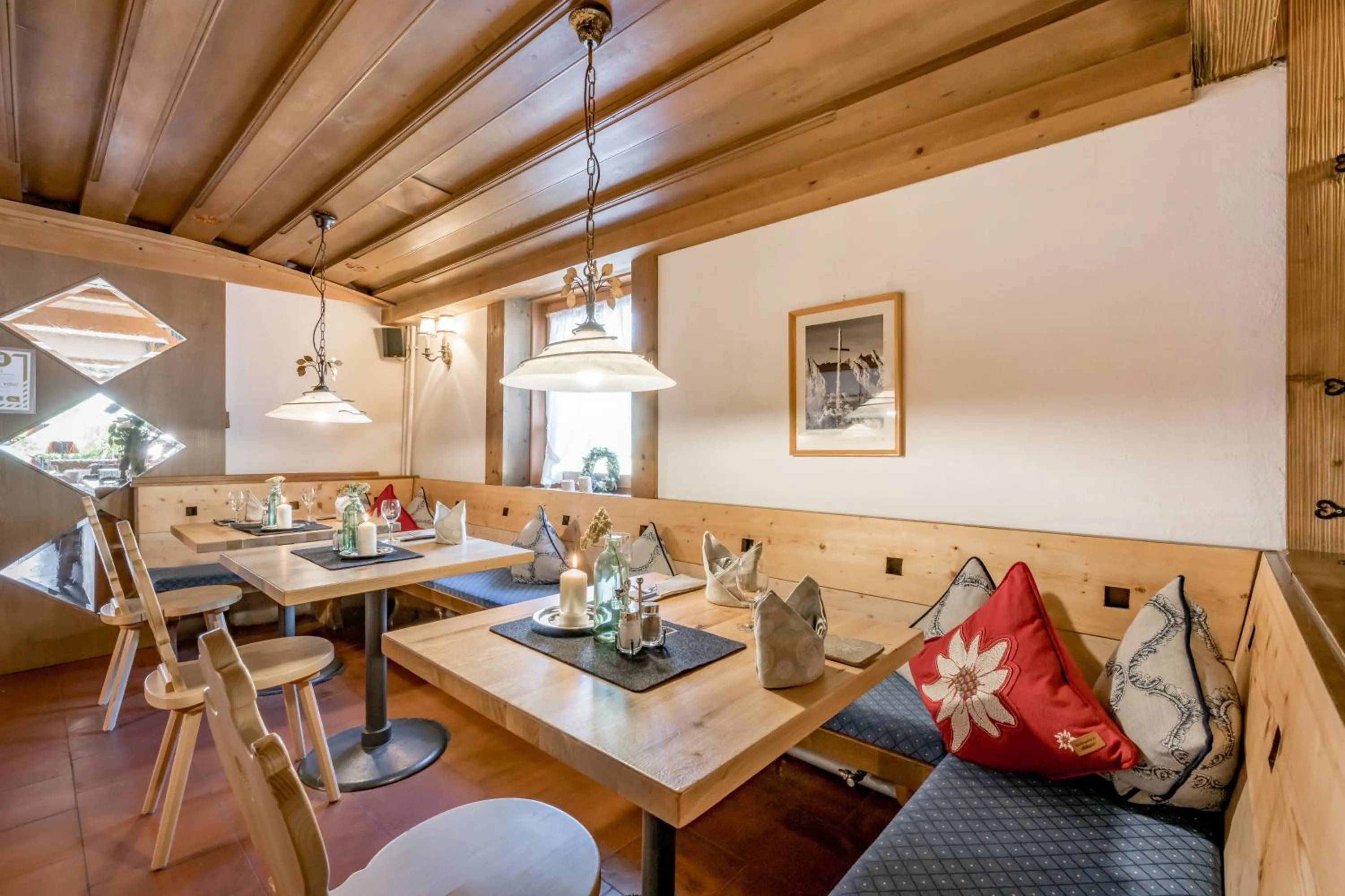 Restaurant/places to eat in Inntaler Hof