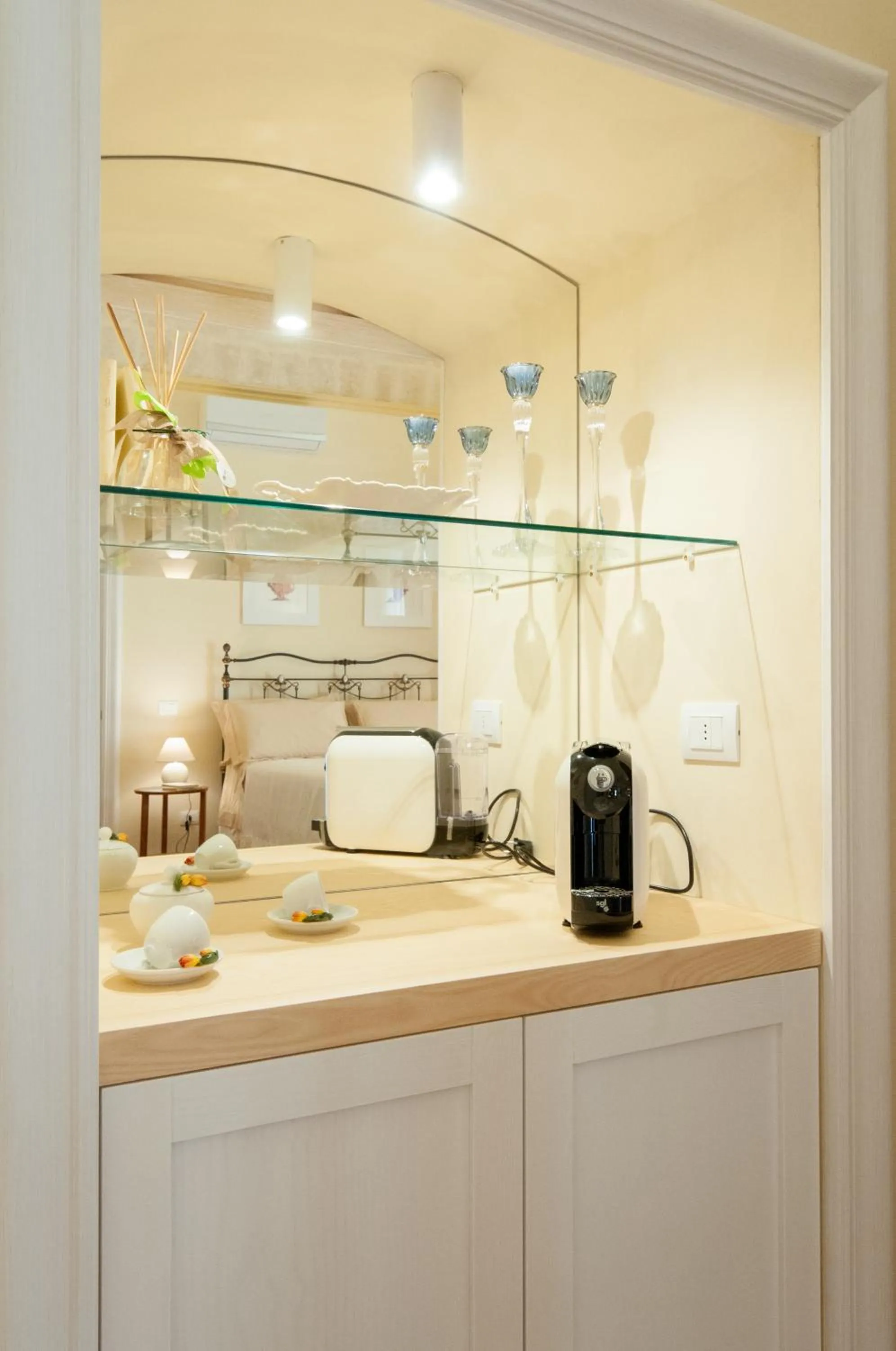 Coffee/tea facilities in Turenum Apartment B&B