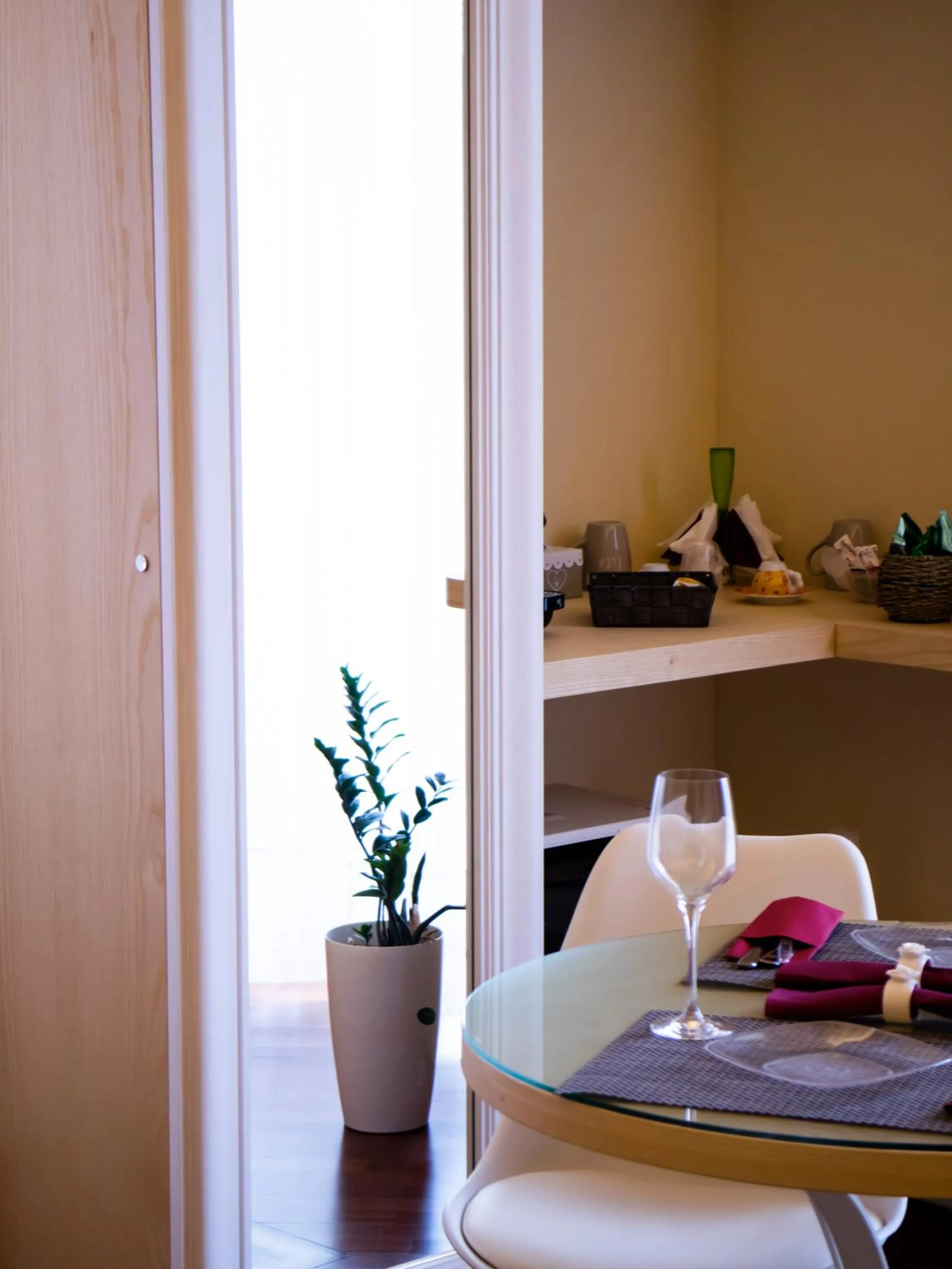 Coffee/tea facilities in Turenum Apartment B&B