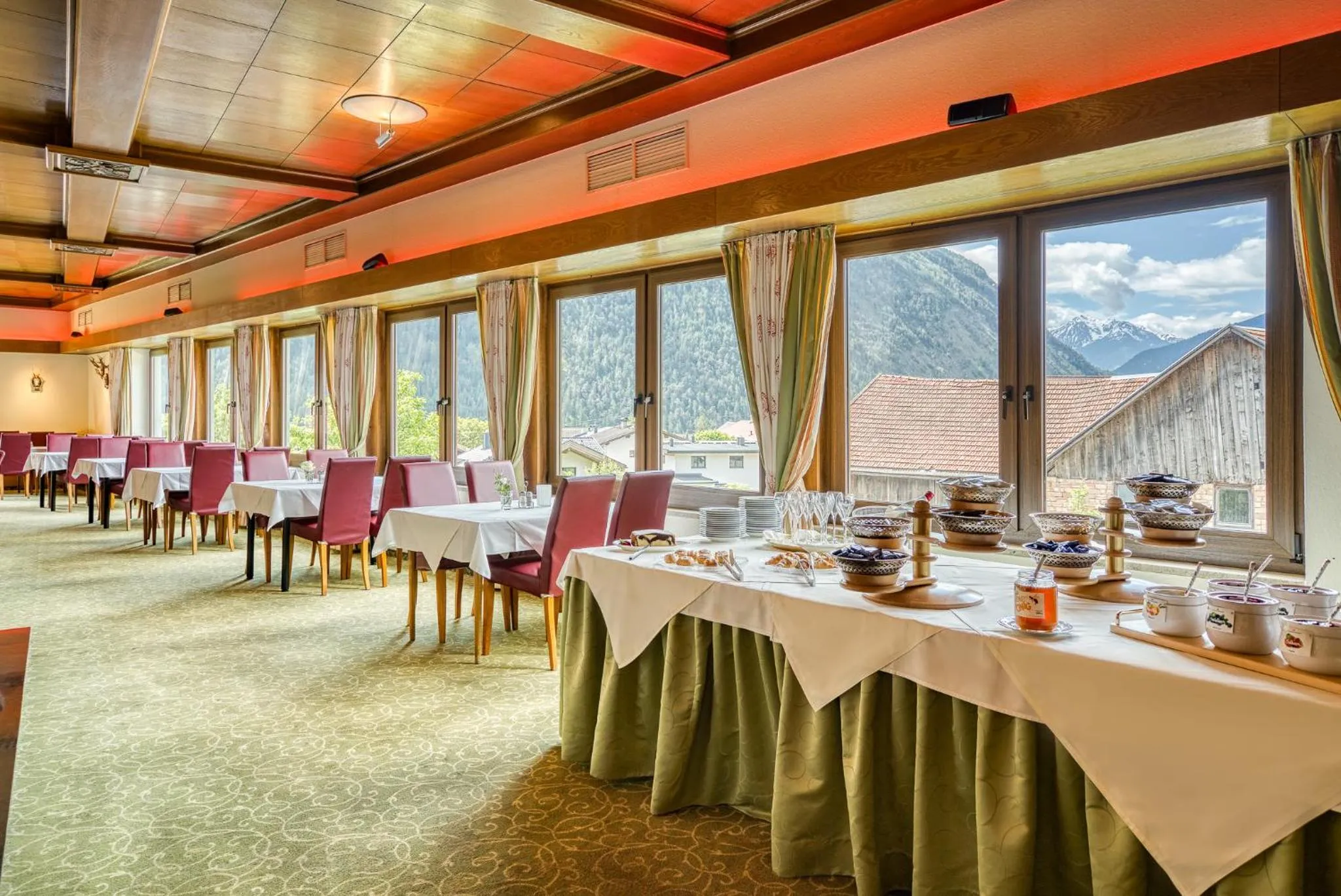 Restaurant/places to eat in Hotel zum Lamm