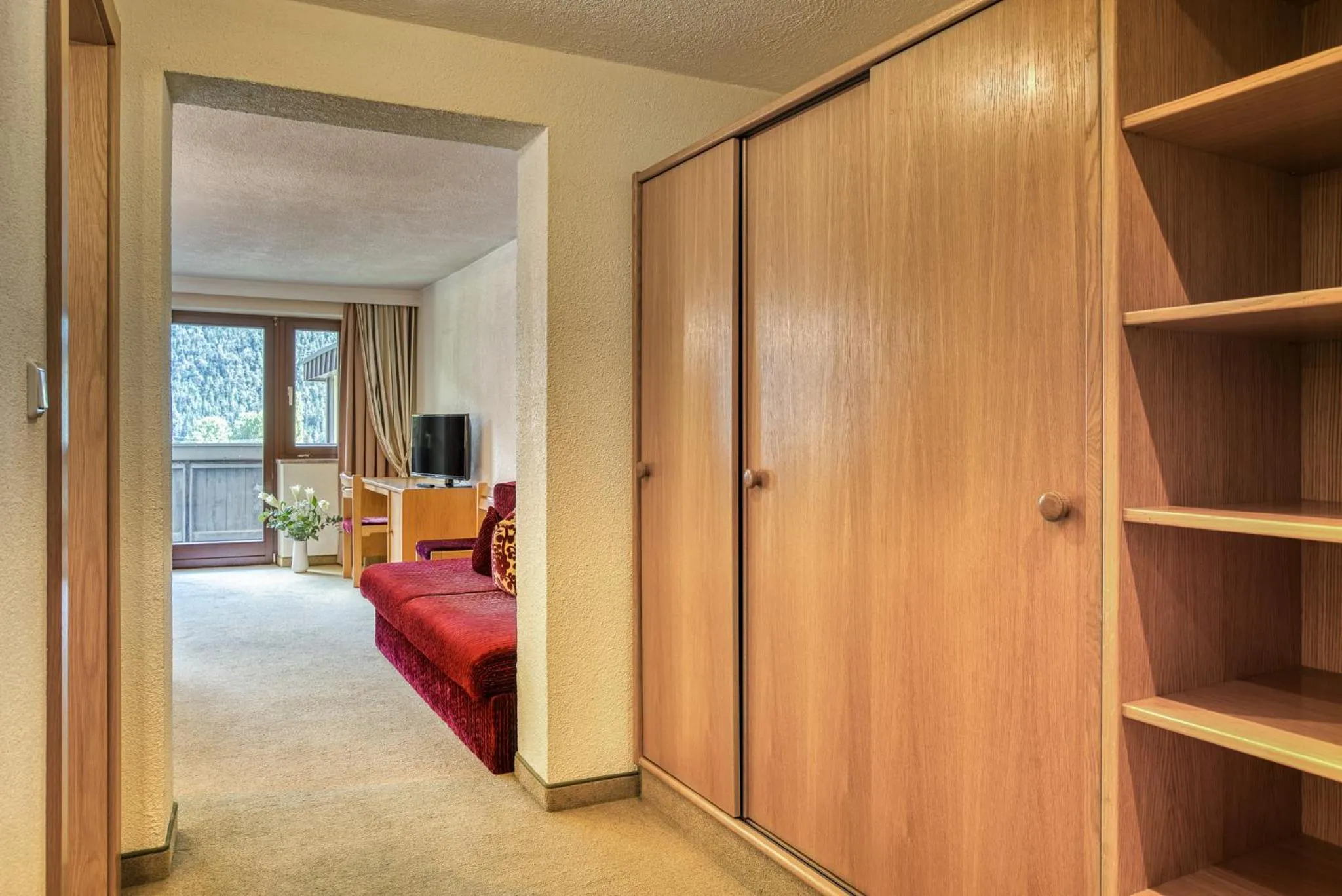 Photo of the whole room, Bed in Hotel zum Lamm