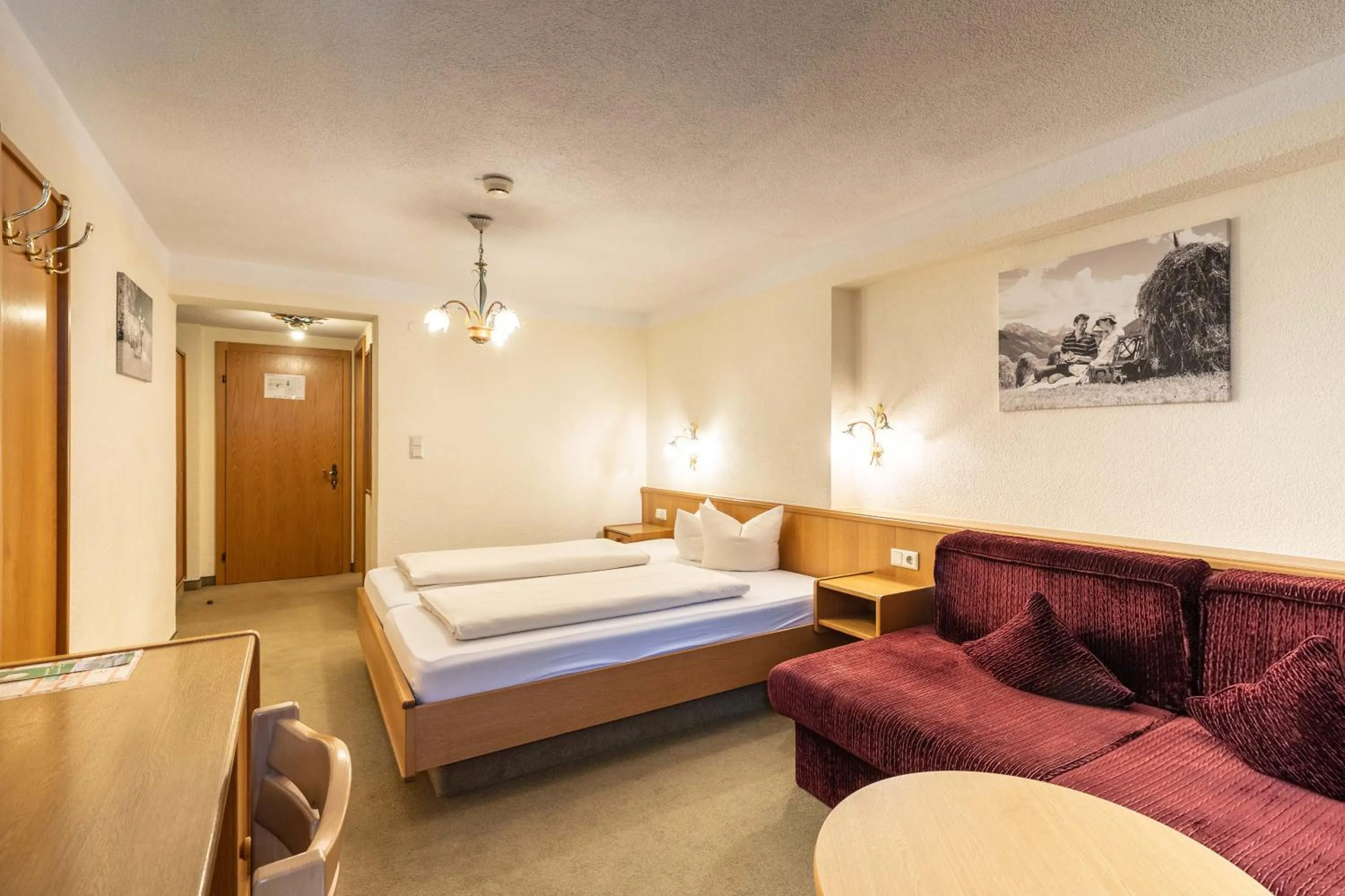 Bed in keyone rooms Tarrenz