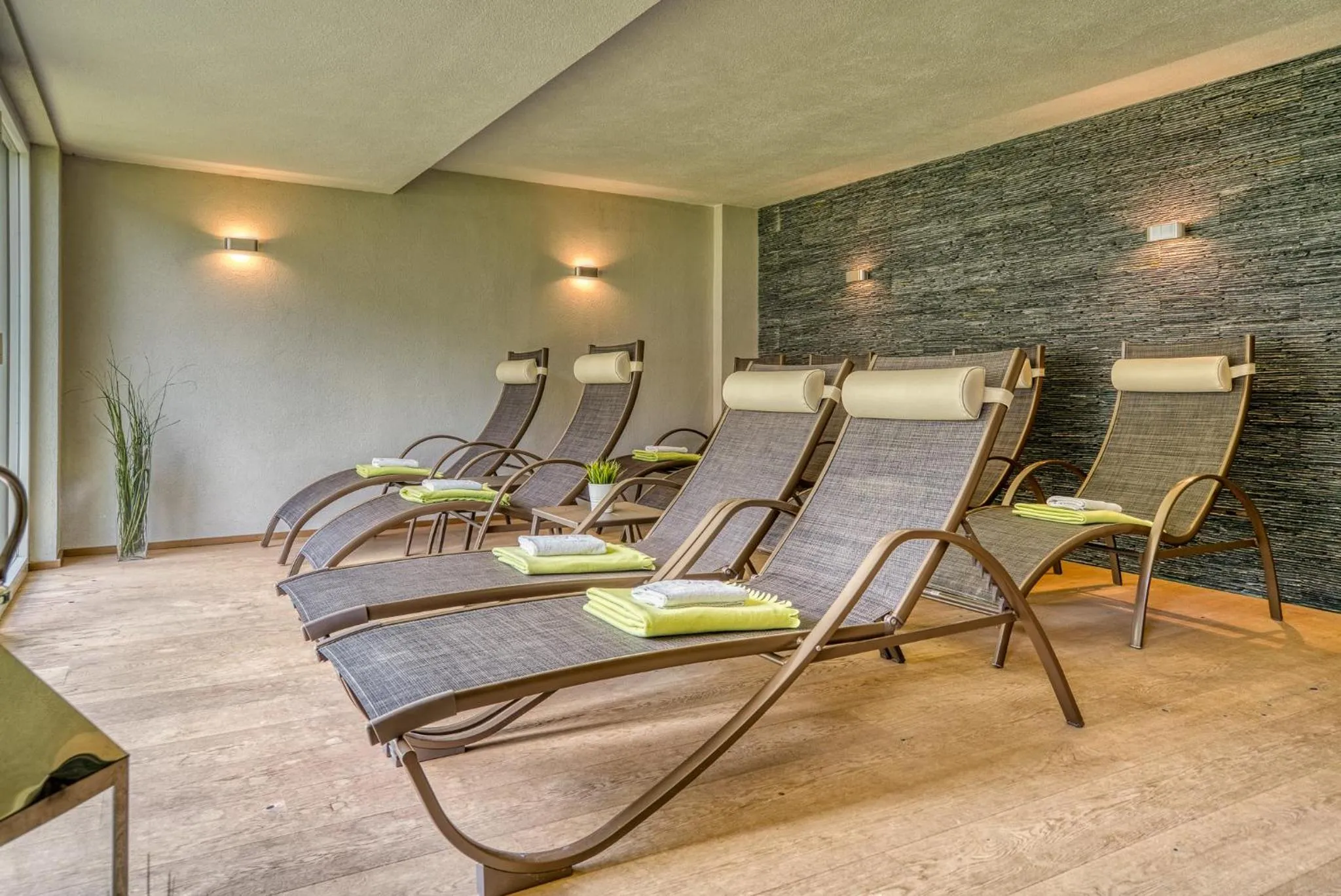 sunbed in Hotel zum Lamm