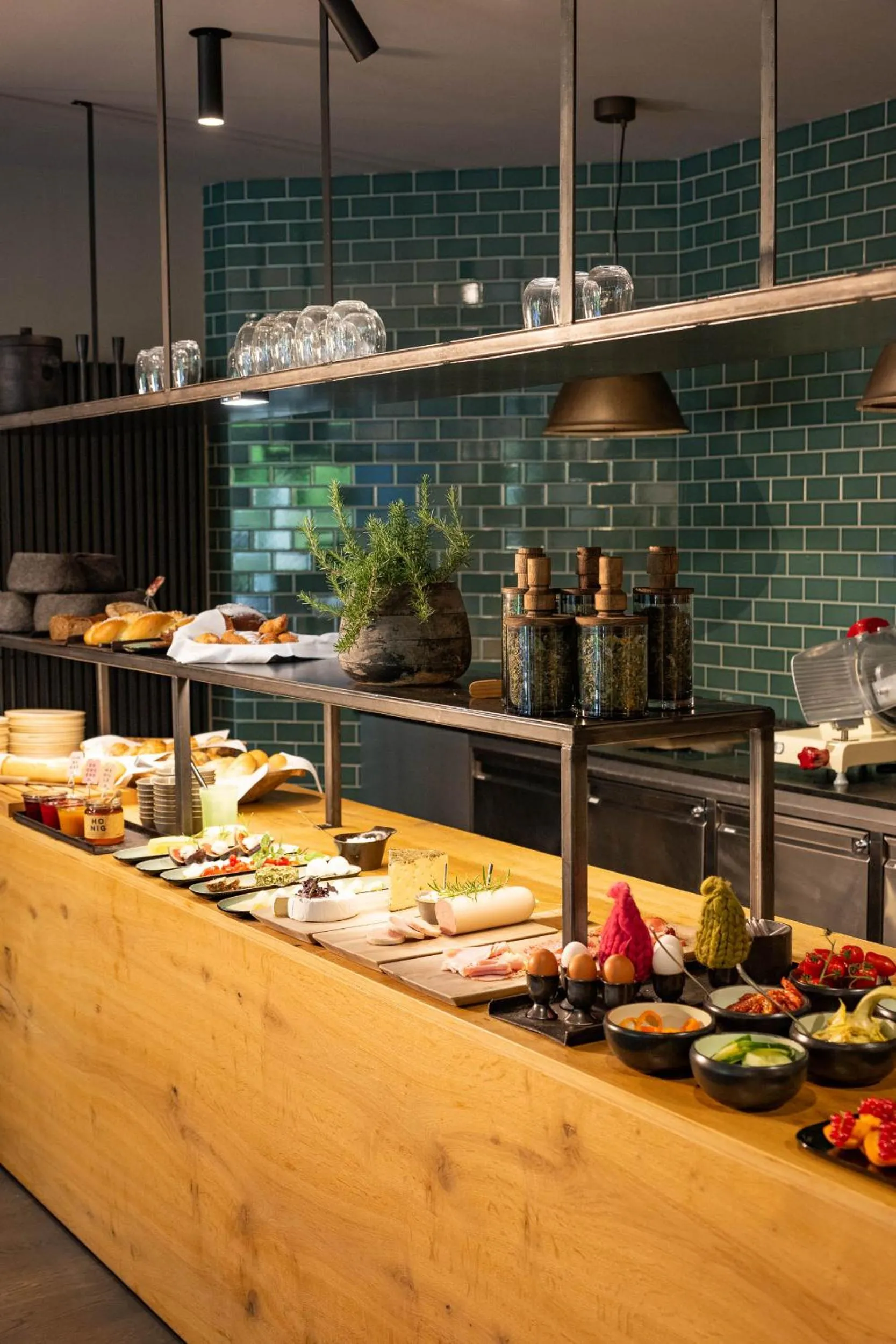 Buffet breakfast in Schönherr Haus