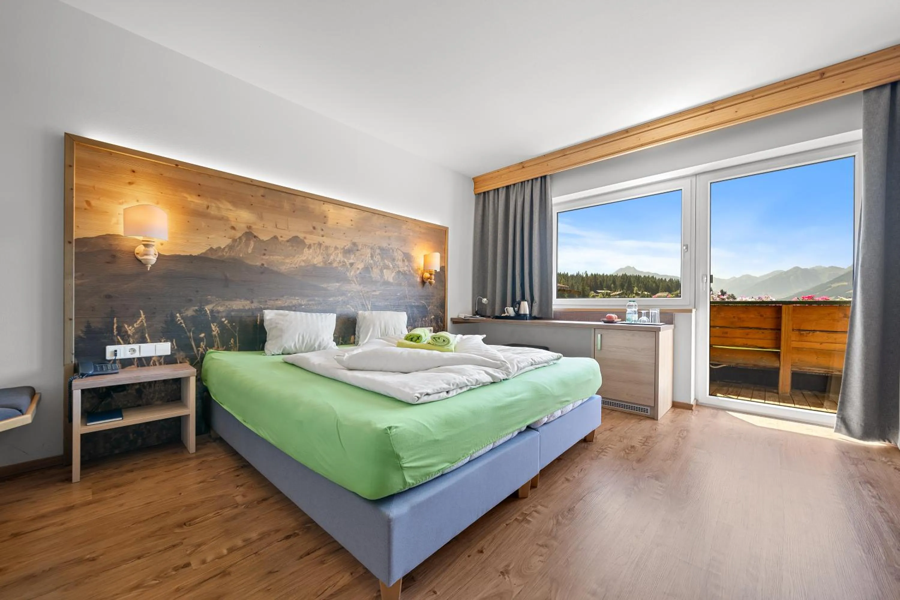 Photo of the whole room, Bed in Hotel Ramsaueralm